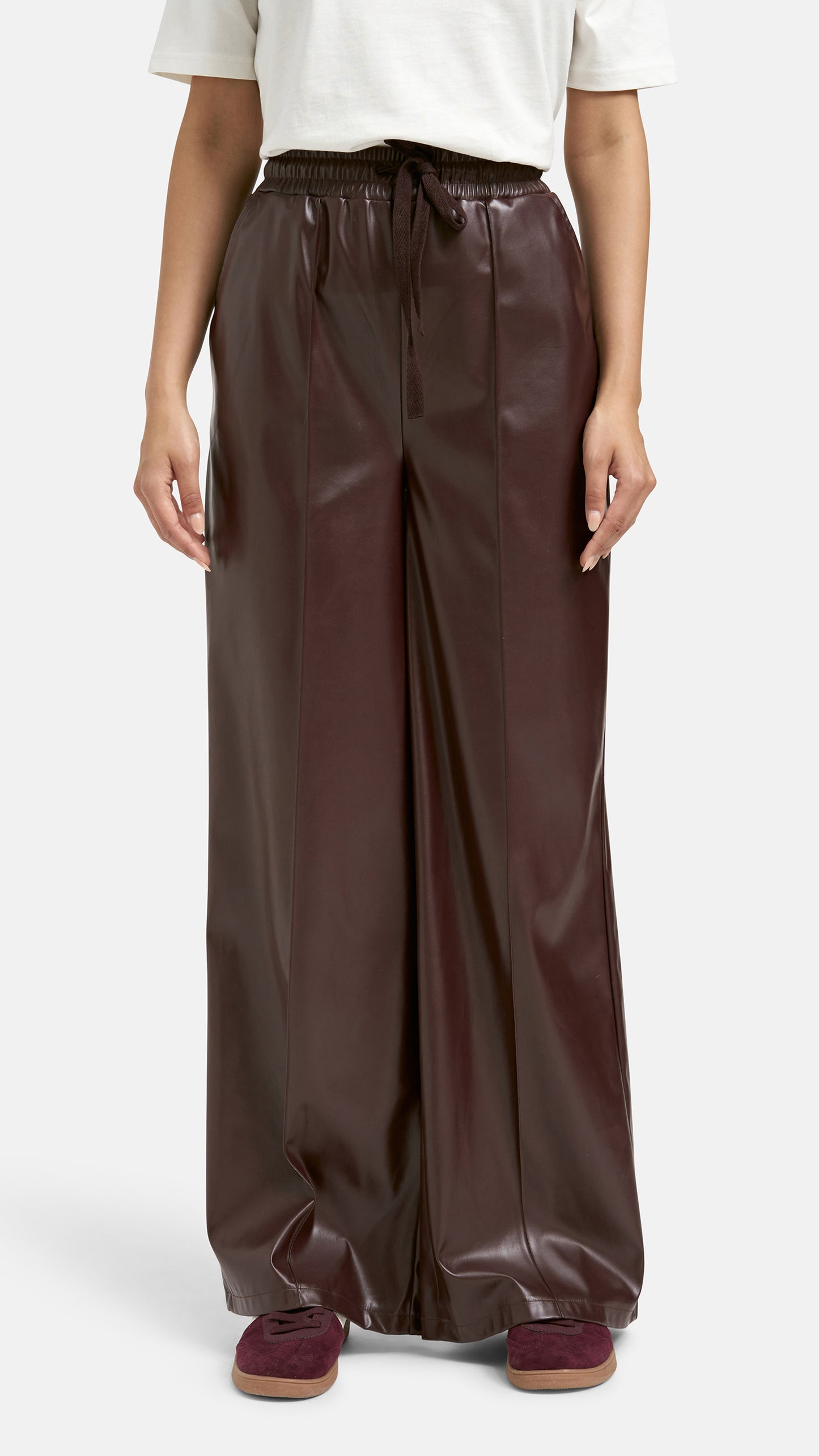Faux leather pants | Bordeaux | by Smith & Soul