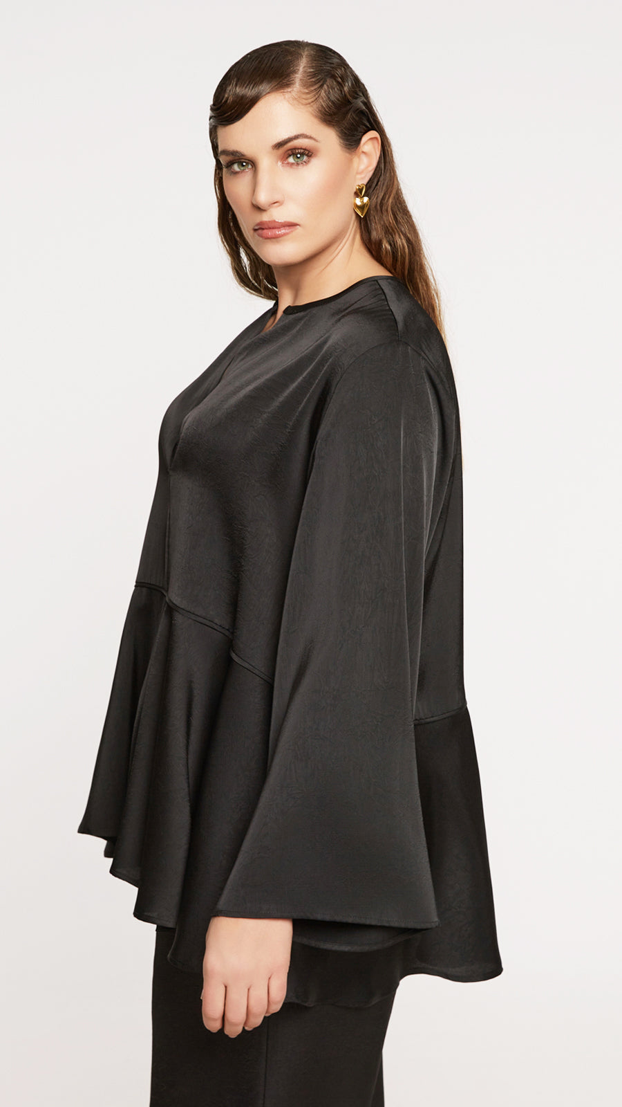 Textured satin button detail bell sleeve blouse by Mat | Black