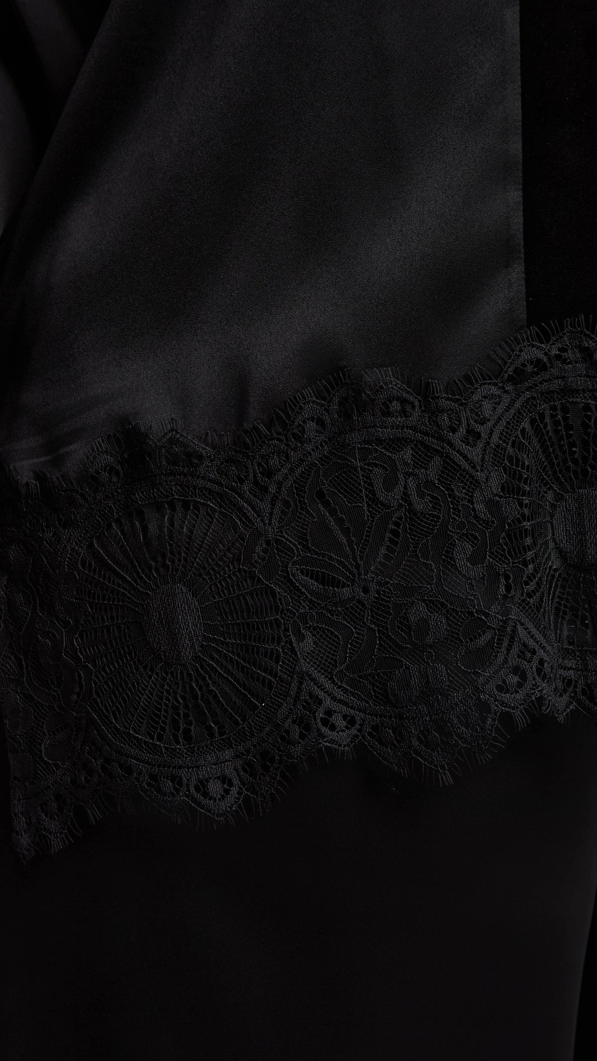 Satin & velvet lace trimmed v-neck top | Black | by Mat