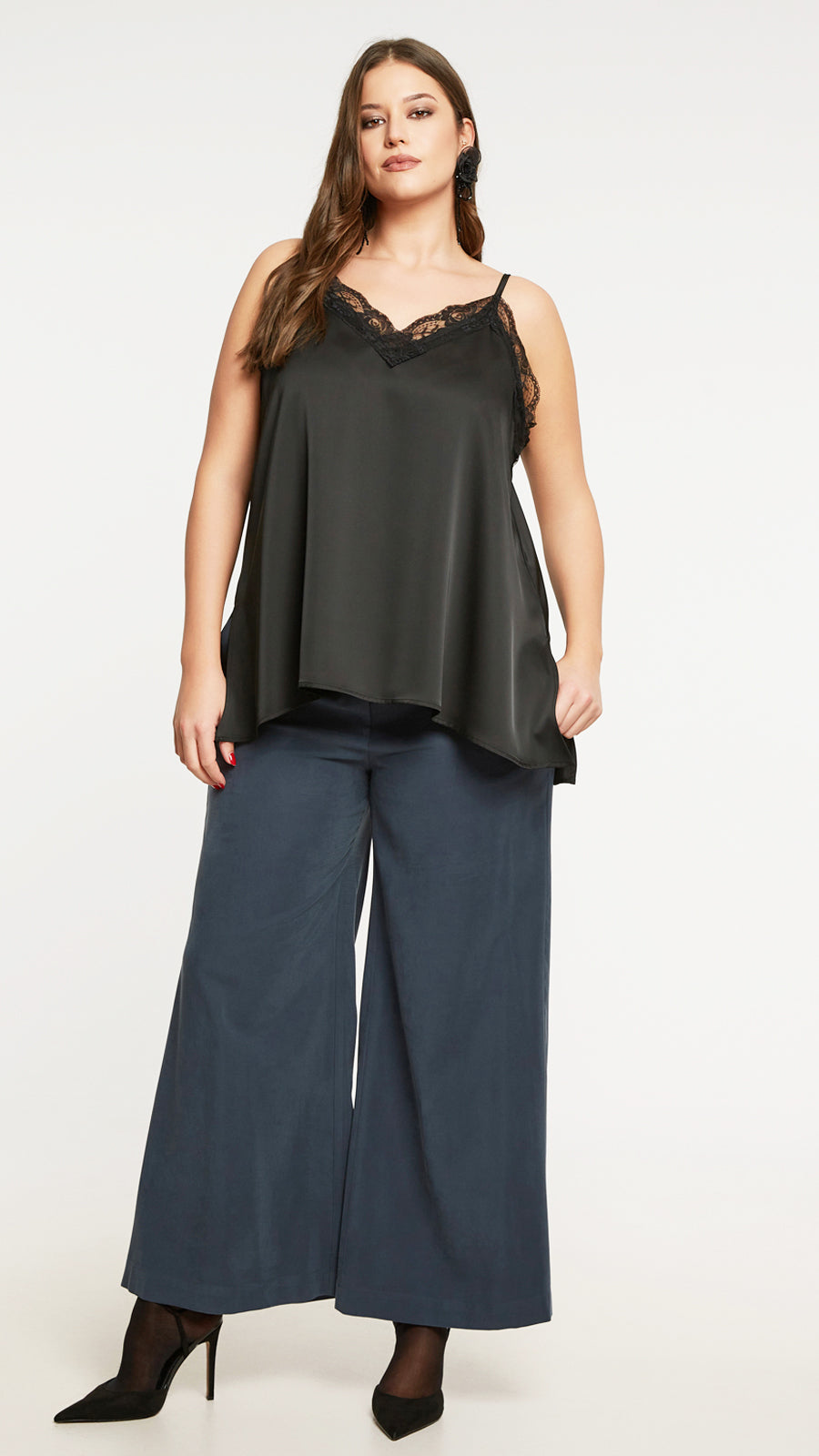 Lace trimmed v-neck satin cami by Mat | Black