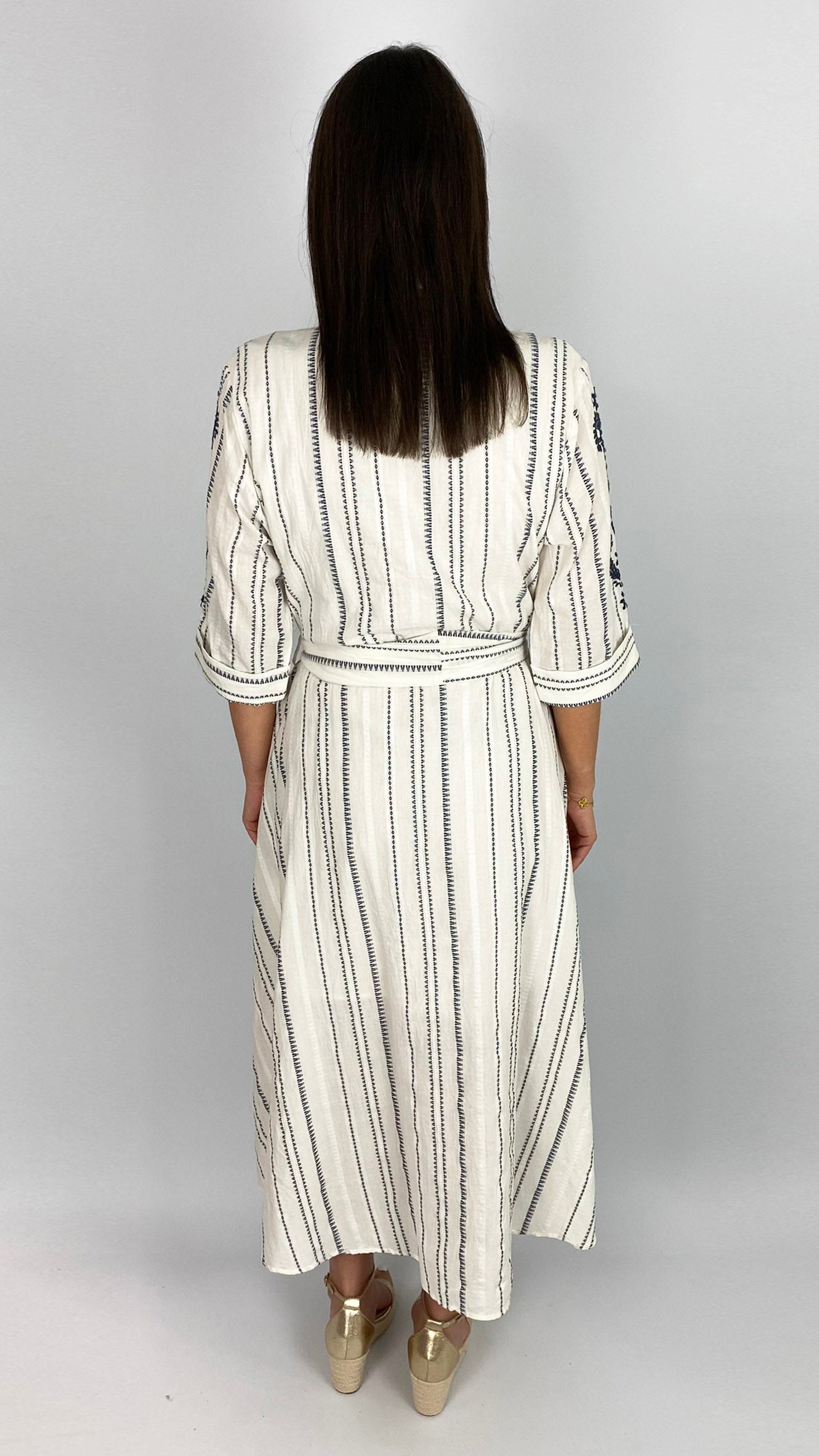 Cotton button-through embroidered shirtdress | by Goa | Off-White/Navy