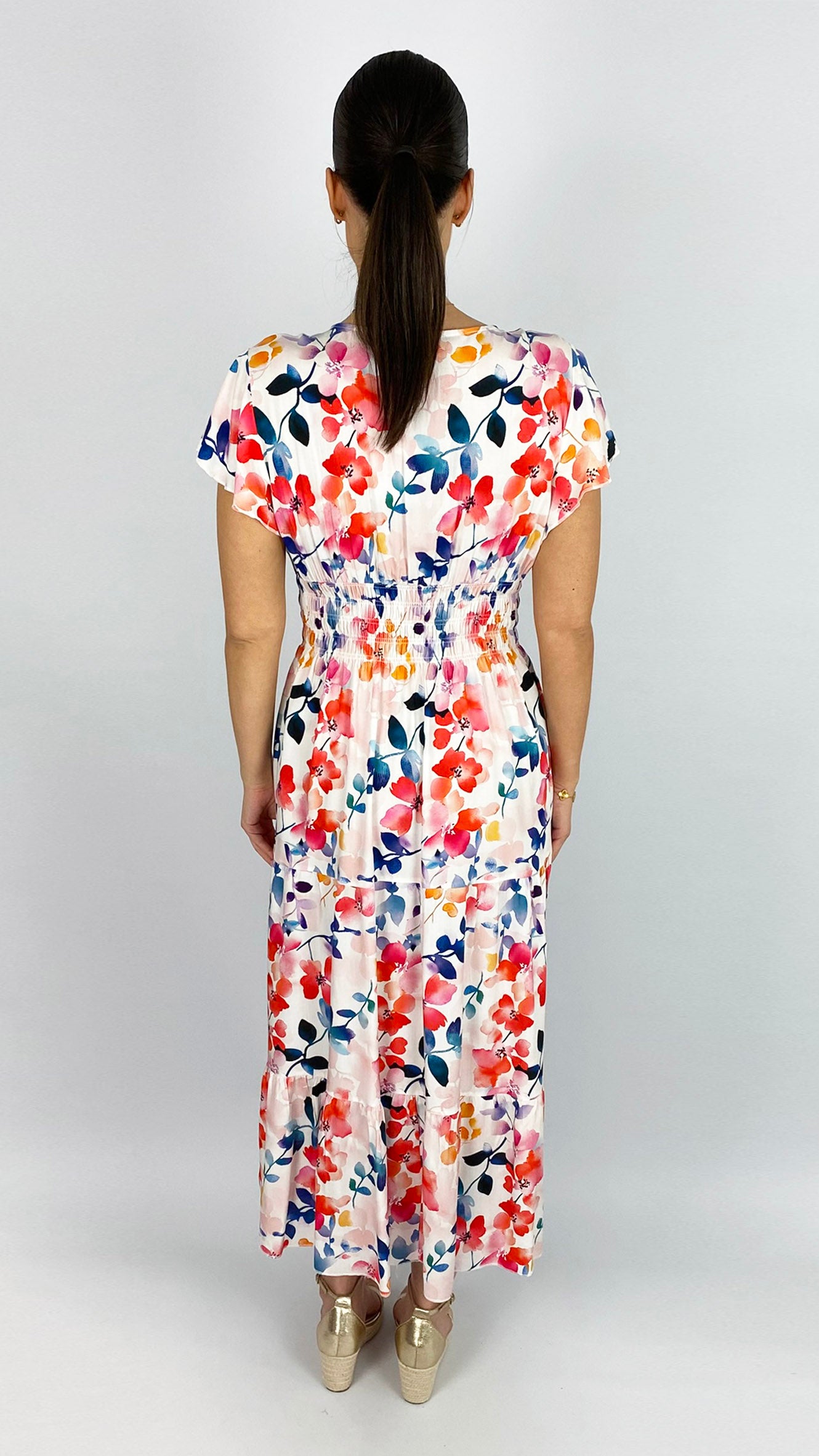 Floral shirred waist v-neck maxi dress