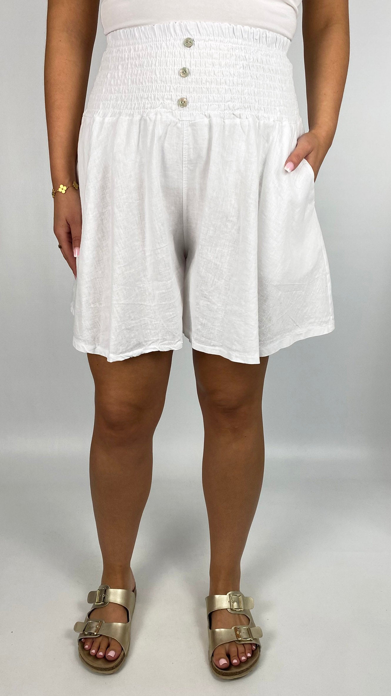 Wide-leg shirred waist pocket shorts | 6 Colours