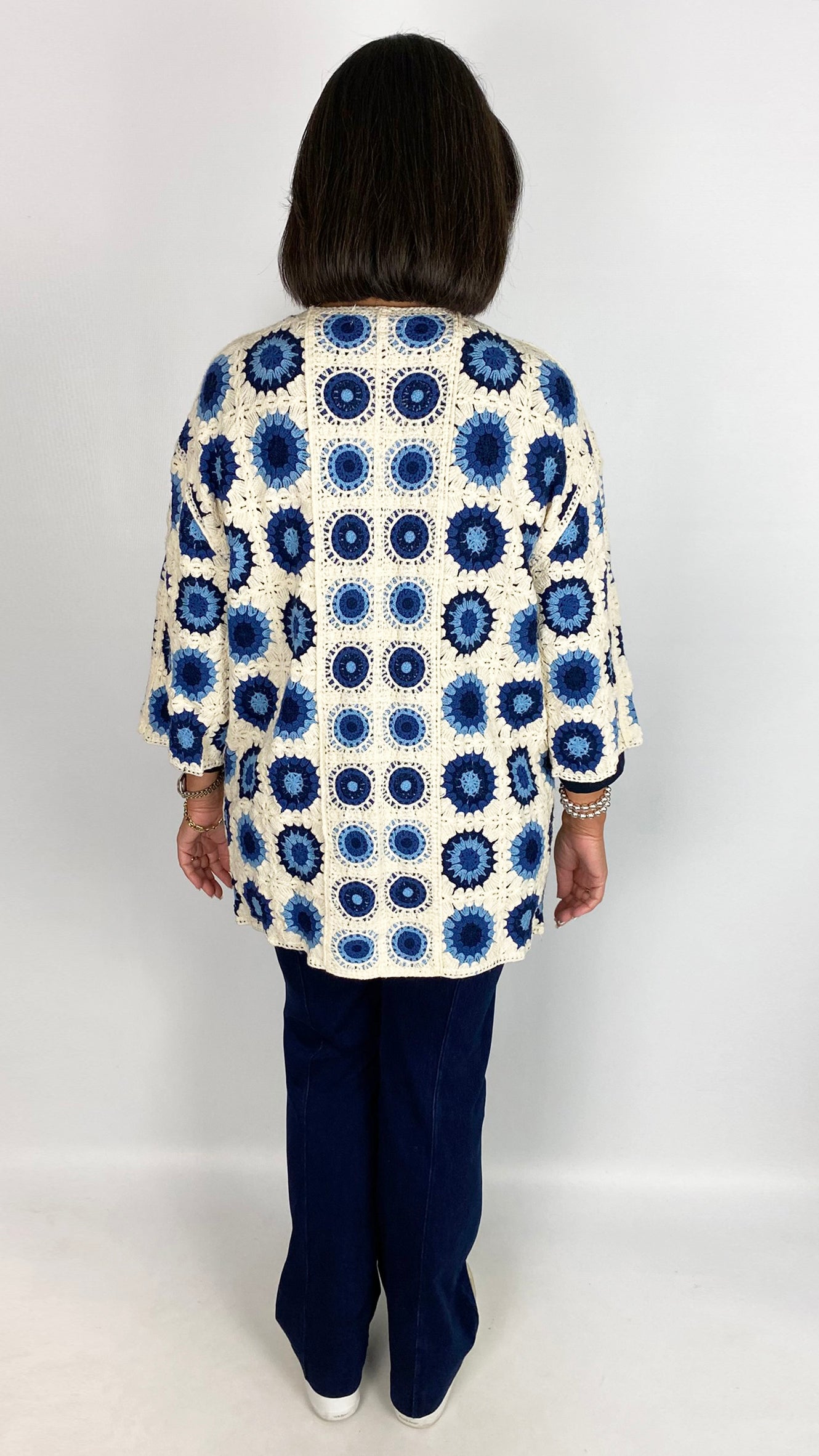 Crochet edge-to-edge cardigan | Cream/Blues