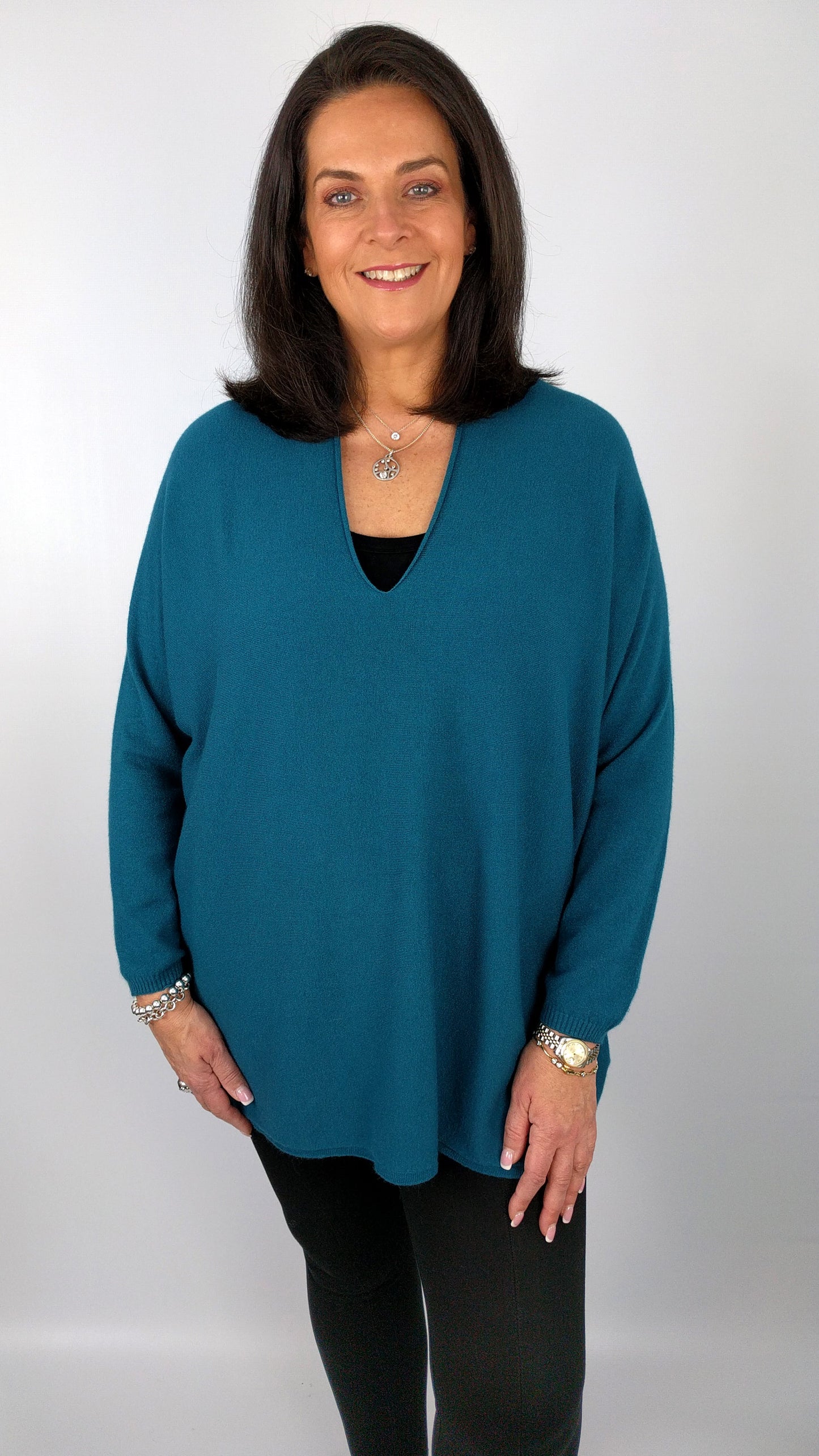 My Classic V-neck Jumper (3 Colours)