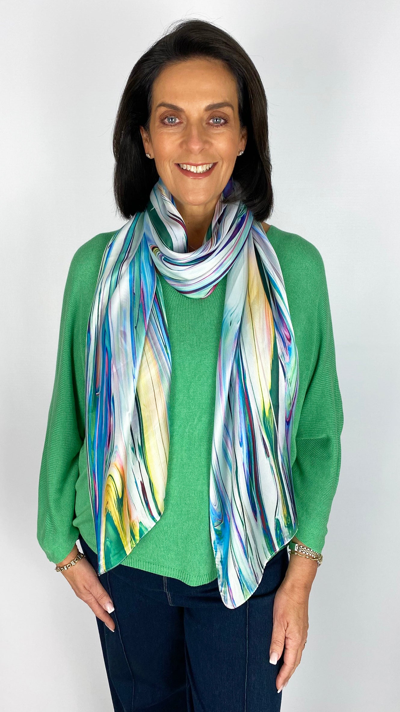 Silky-feel print scarf | 3 Colours