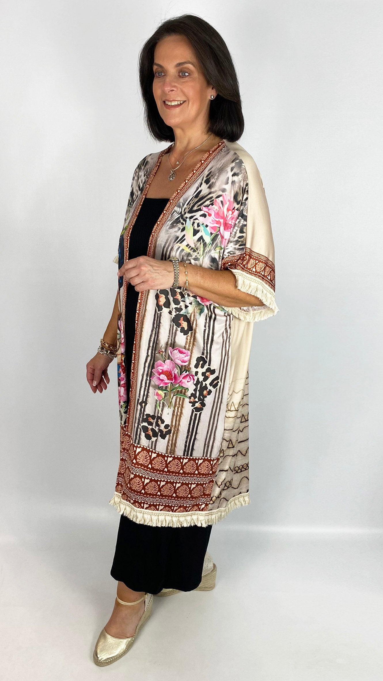 Crease-free fringe trimmed print longline kimono | Cream