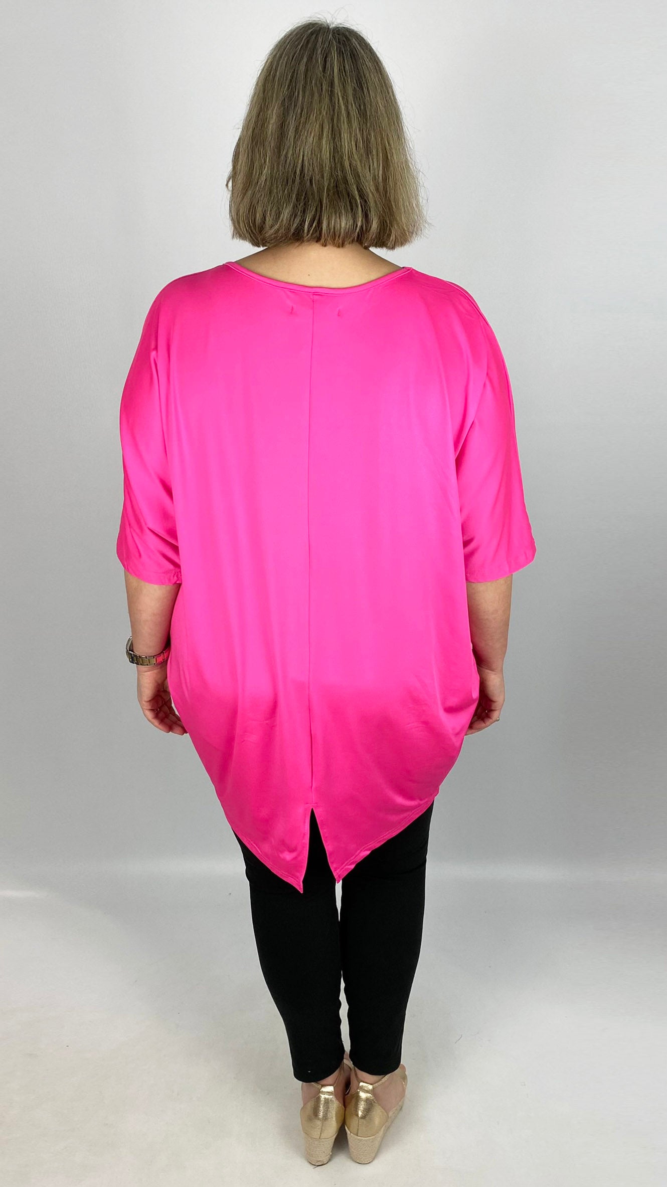 Batwing tunic w/ chain detail by Malissa J (3 Colours)