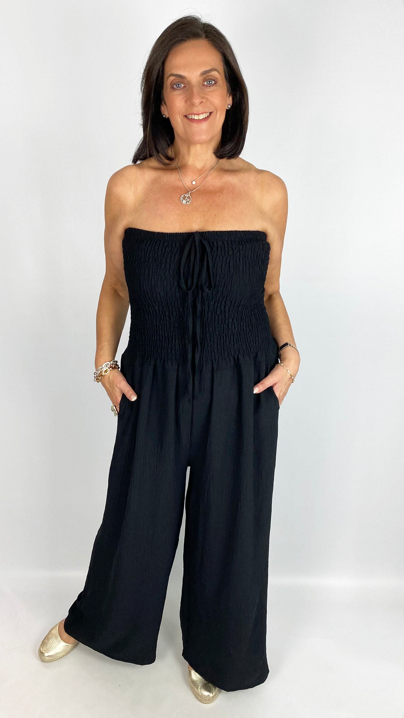 Crepe shirred wide-leg jumpsuit | 2 Colours | last 1