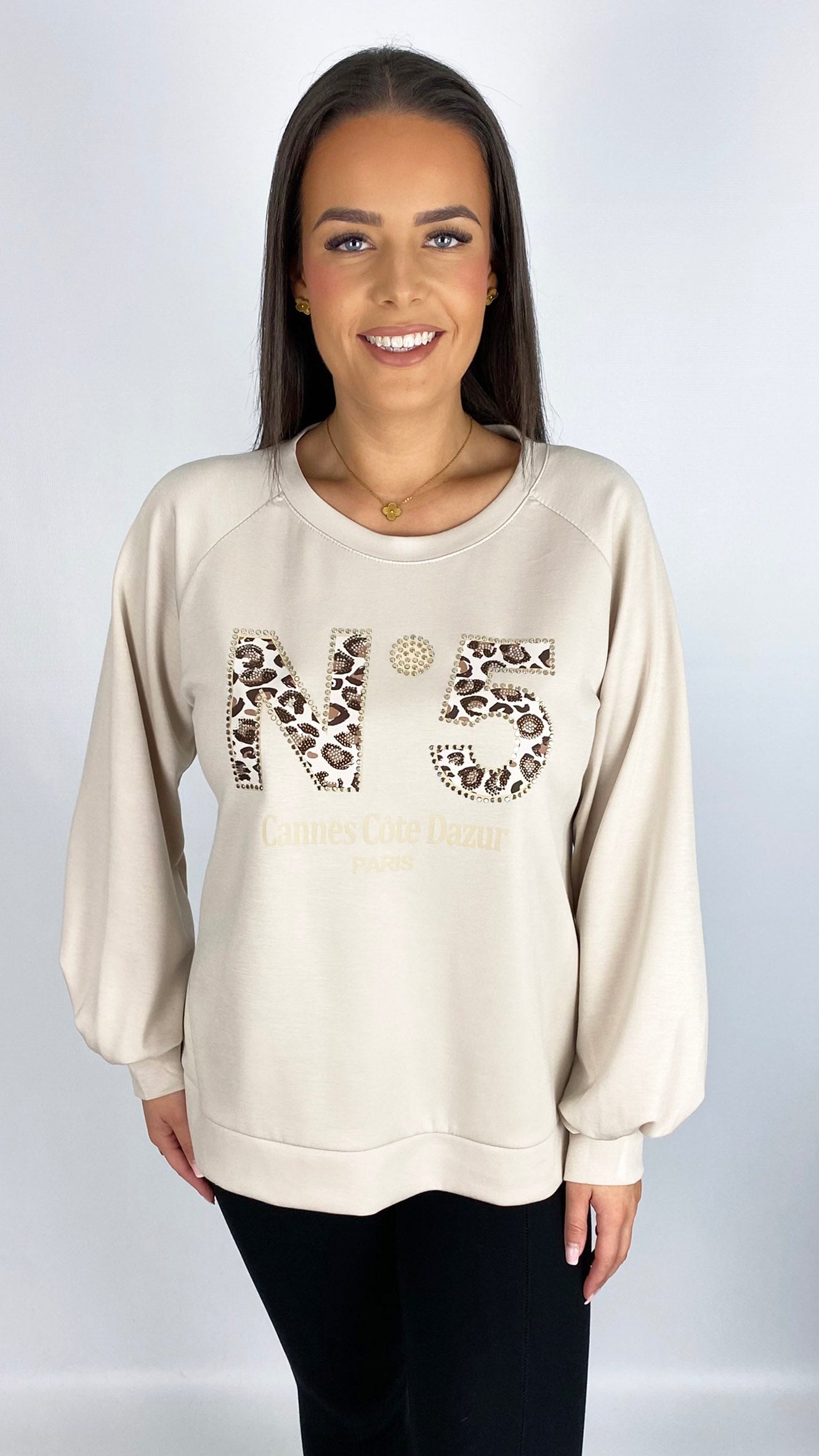 Neoprene-feel designer-inspired '5' sweatshirt | 3 Colours | last 1s