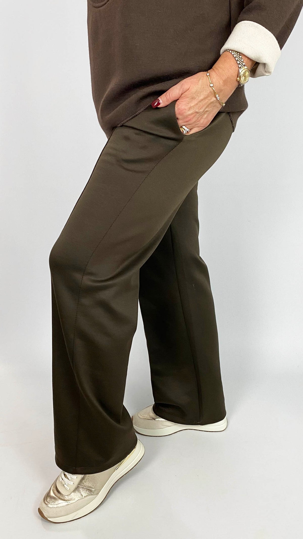 Wide-leg pull-on centre seam jogger pants | 3 Colours