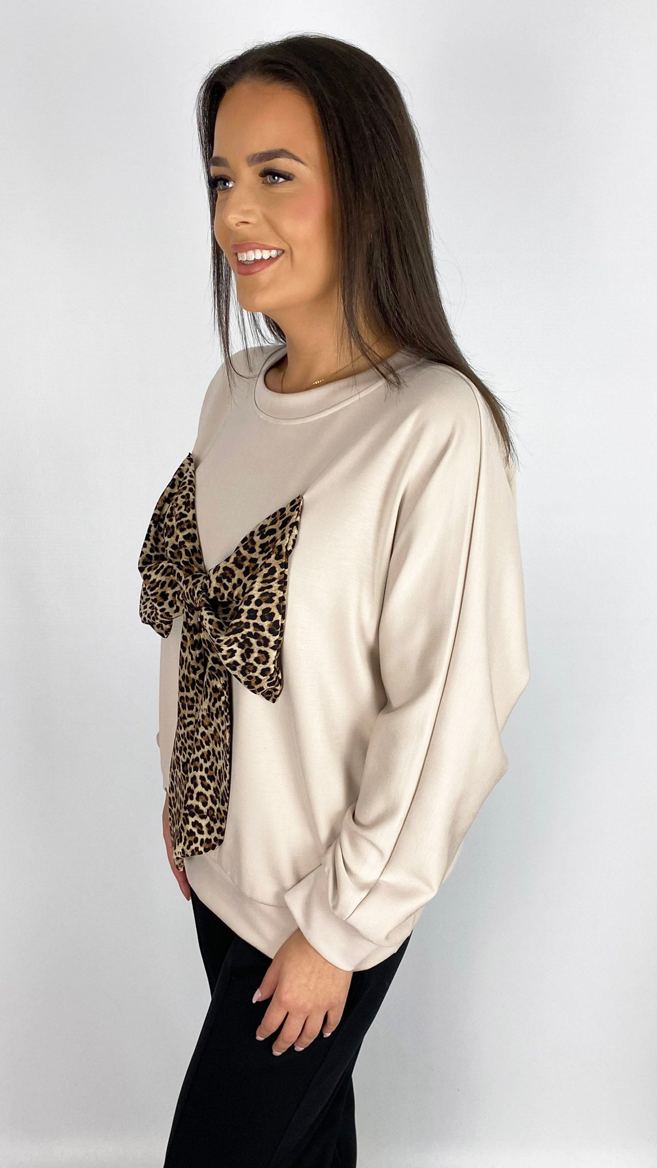 Silky soft animal print bow sweatshirt | 2 Colours | last 1