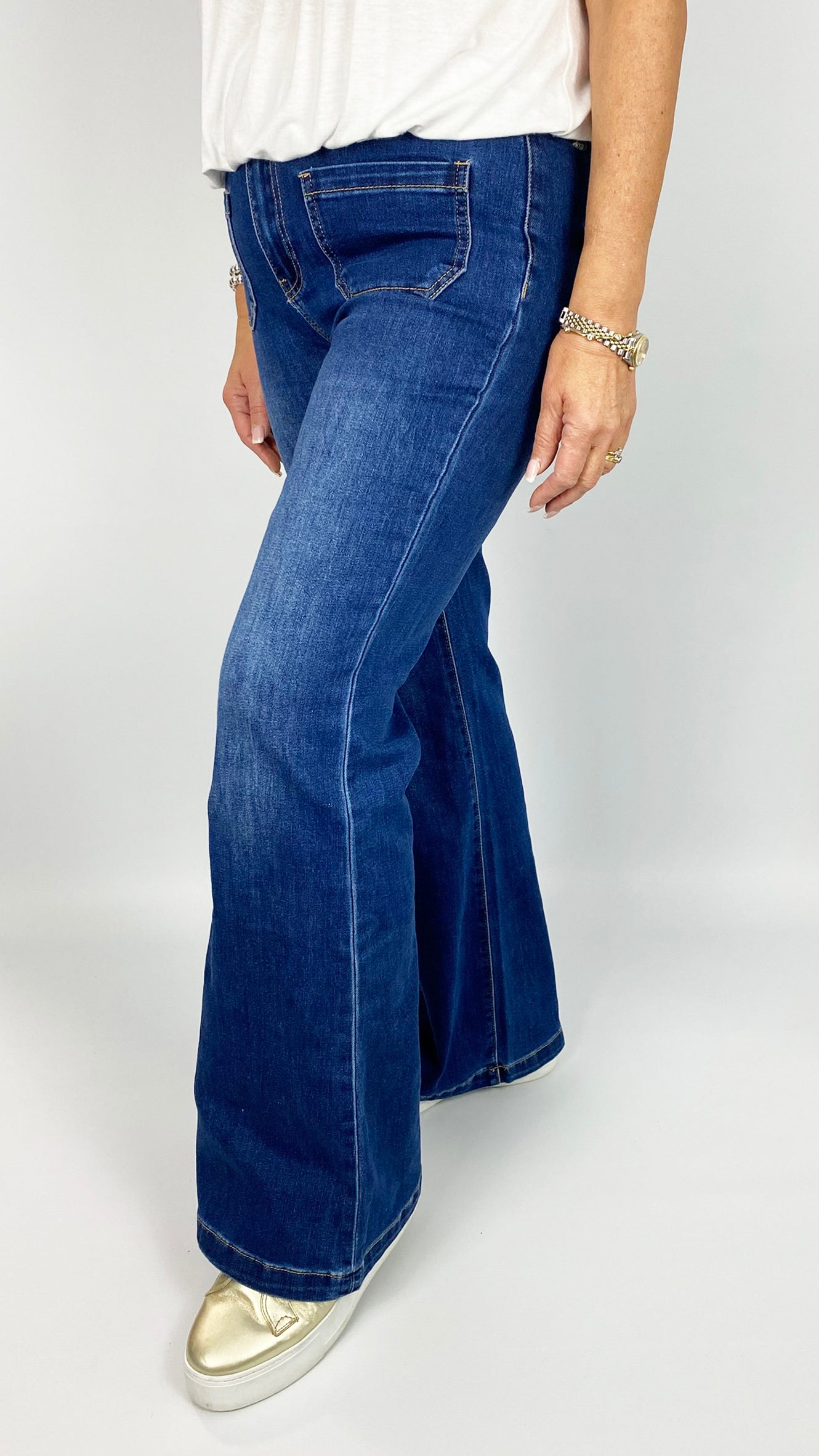 Feature pocket bootcut stretch denim jeans | Dark Denim