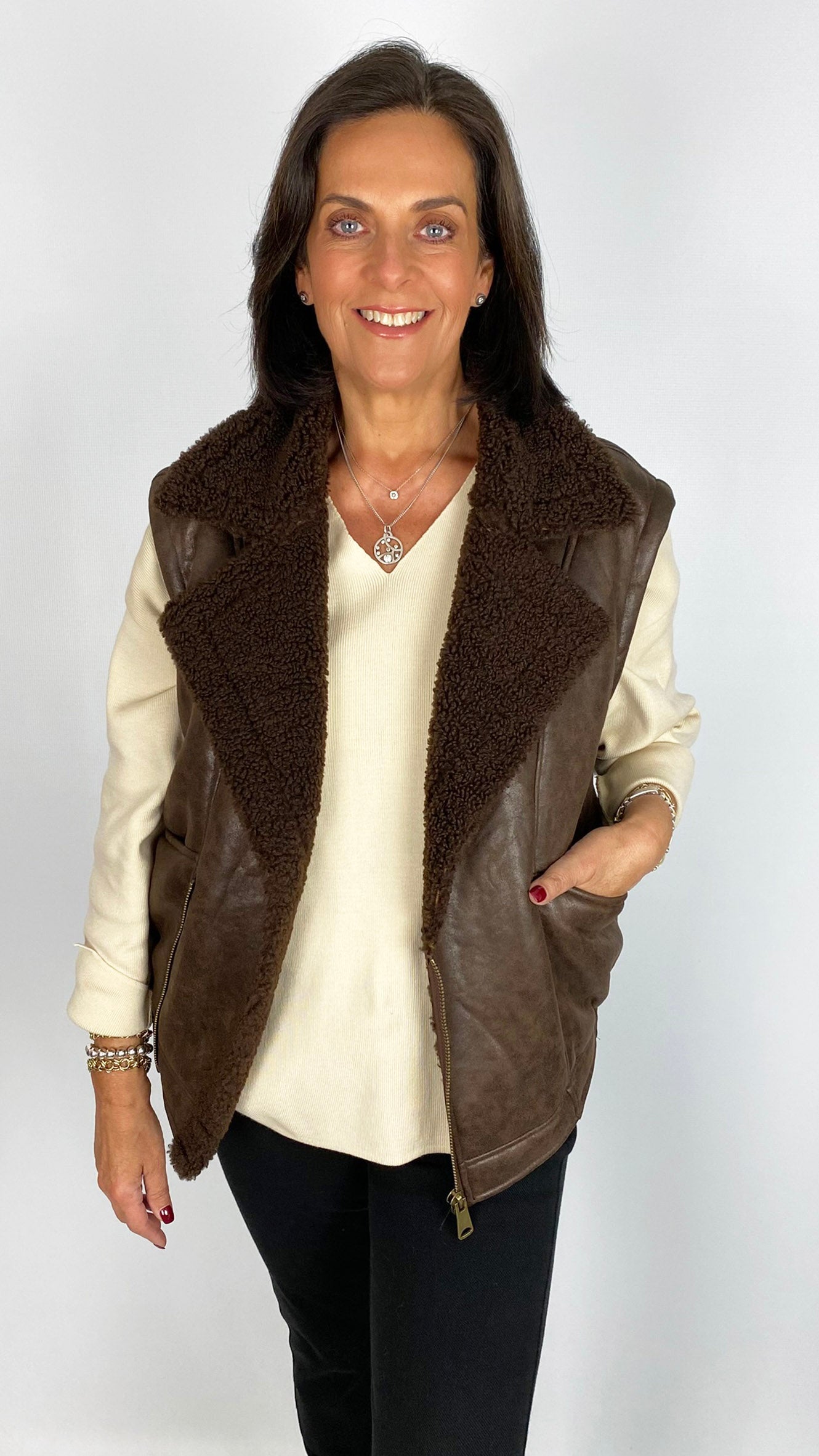 Faux shearling aviator gilet | Chocolate