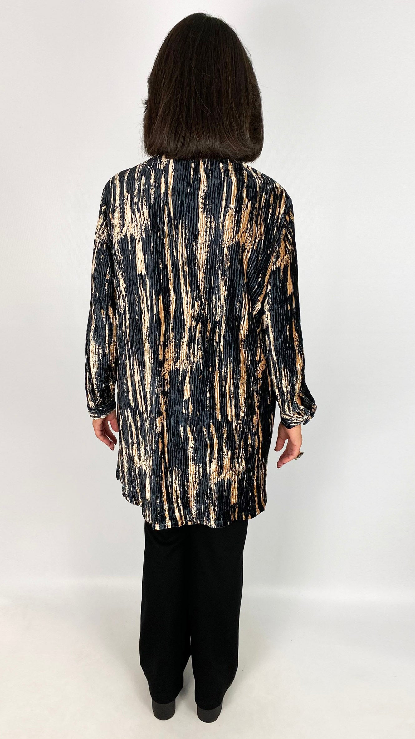 Ribbed velvet button-through longline shirt | Black/Gold | by Malissa J | last 1