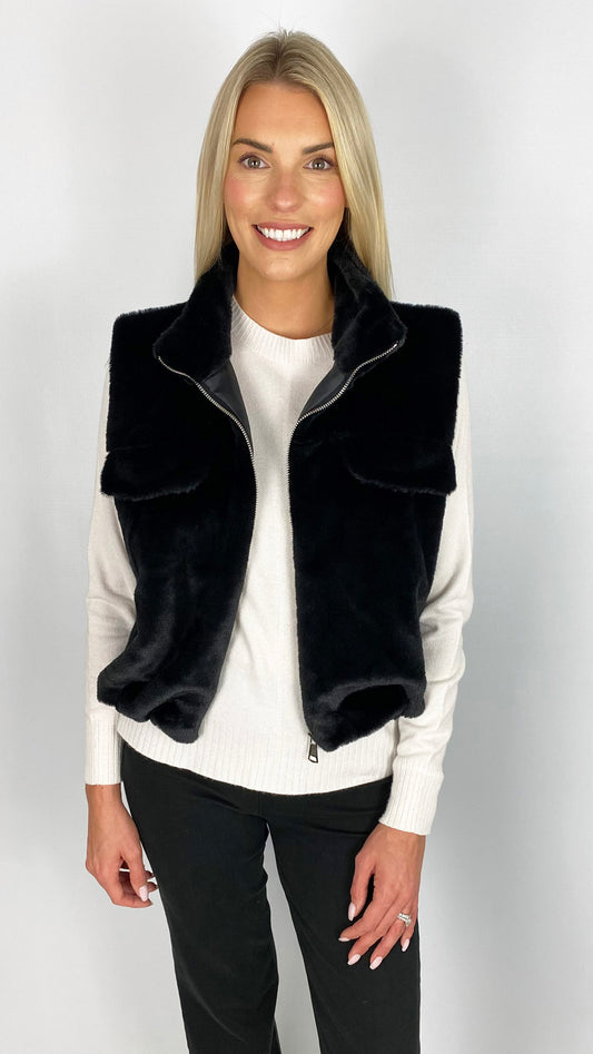 Cropped zip-up faux fur gilet | Black