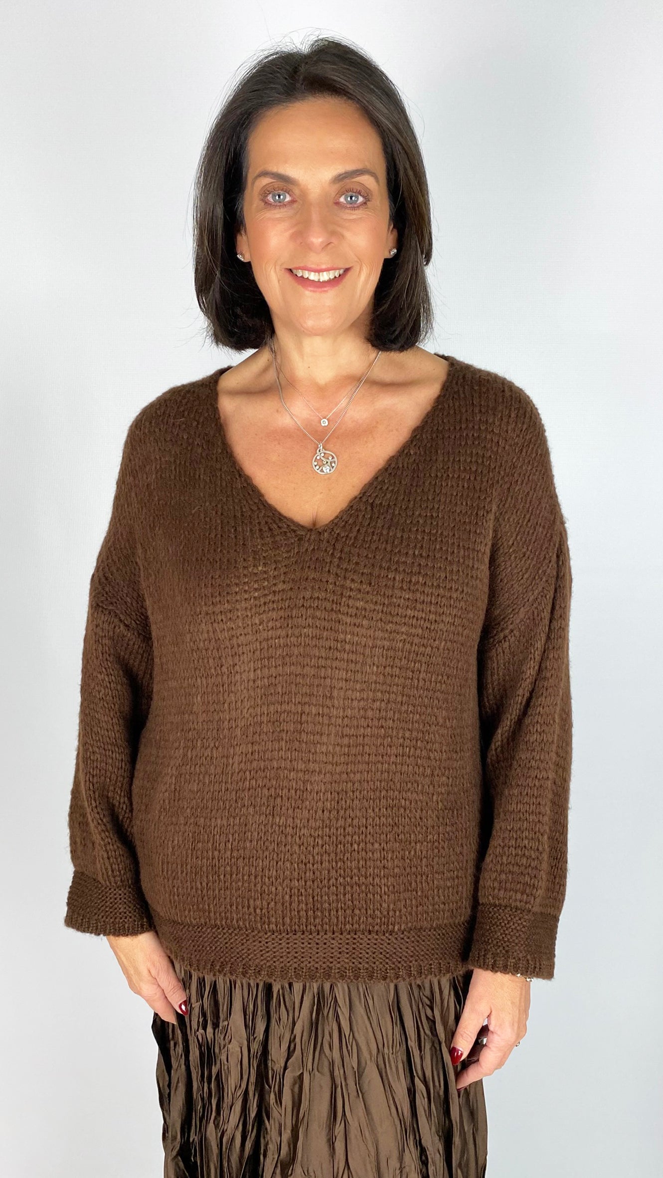 Cosy v-neck knitted jumper | 4 Colours