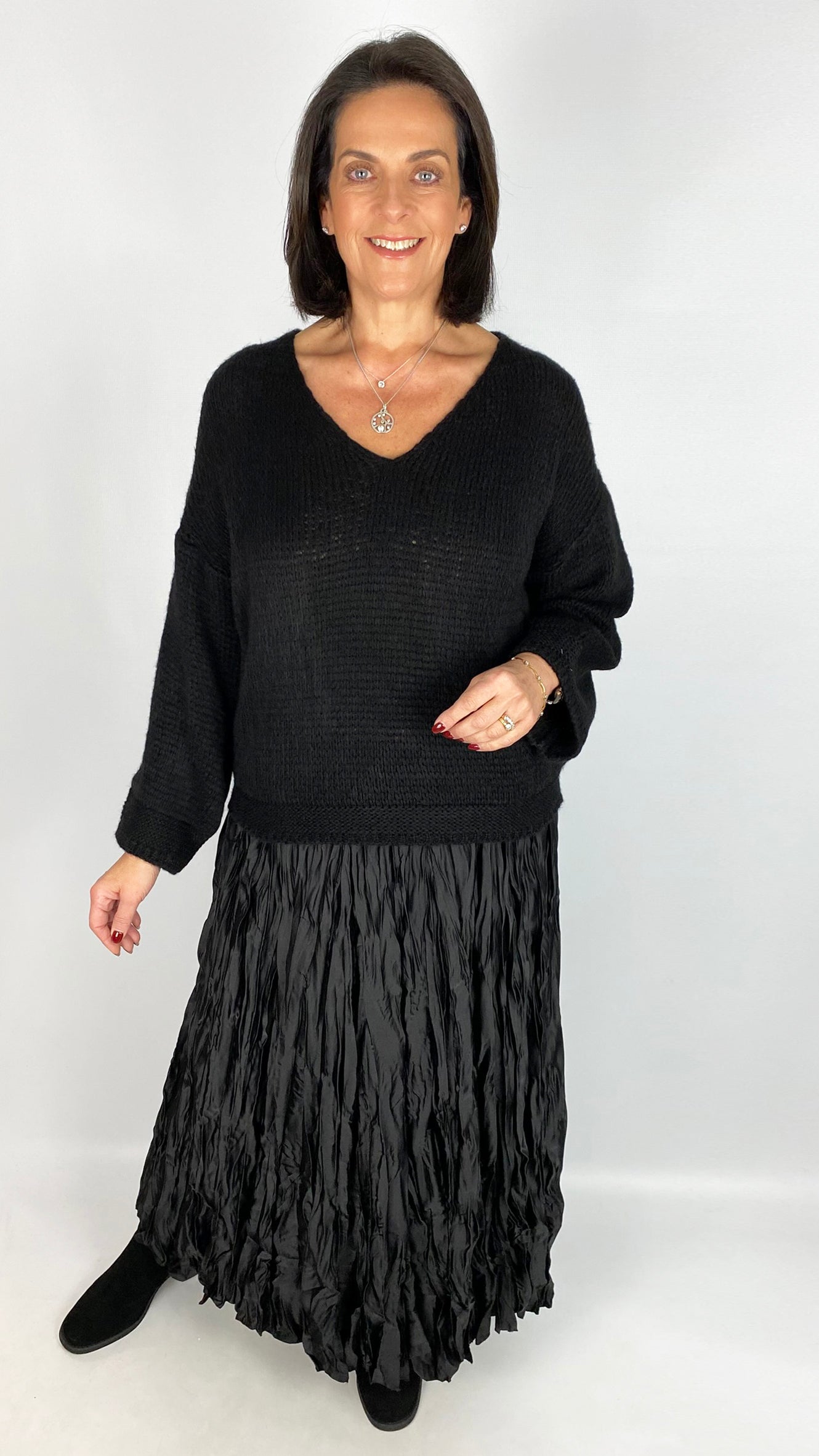 Cosy v-neck knitted jumper | 4 Colours