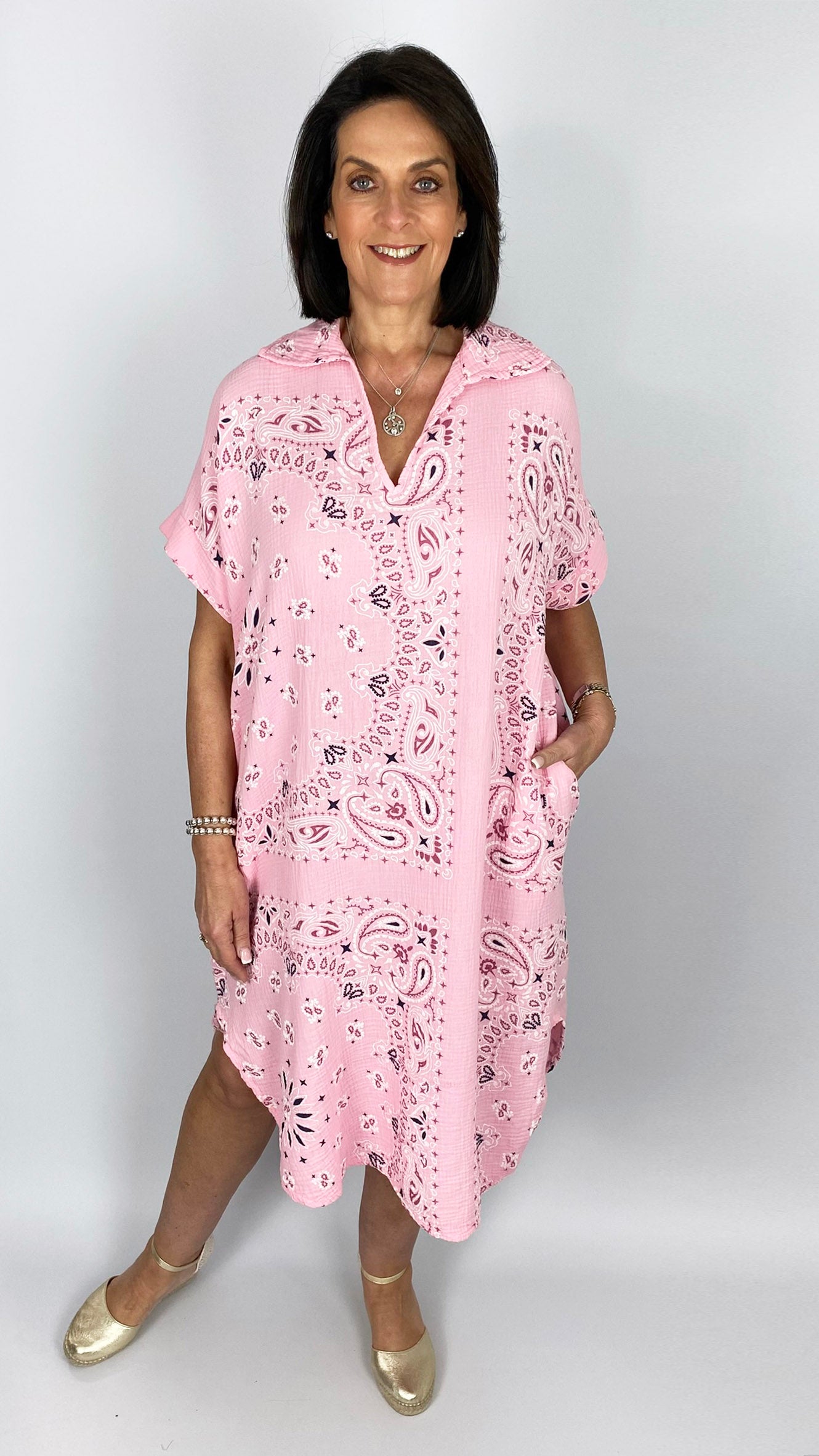 Bandana print cotton v-neck pocket dress | 4 Colours | last 1