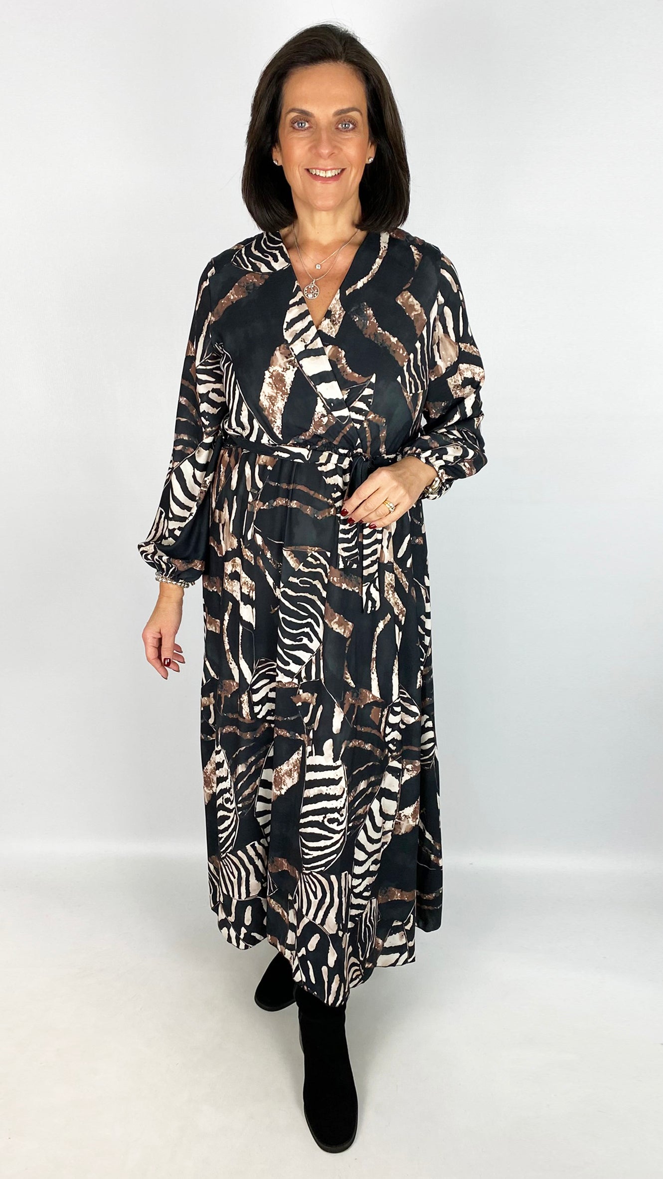 Elasticated waist v-neck print dress | 4 Colours