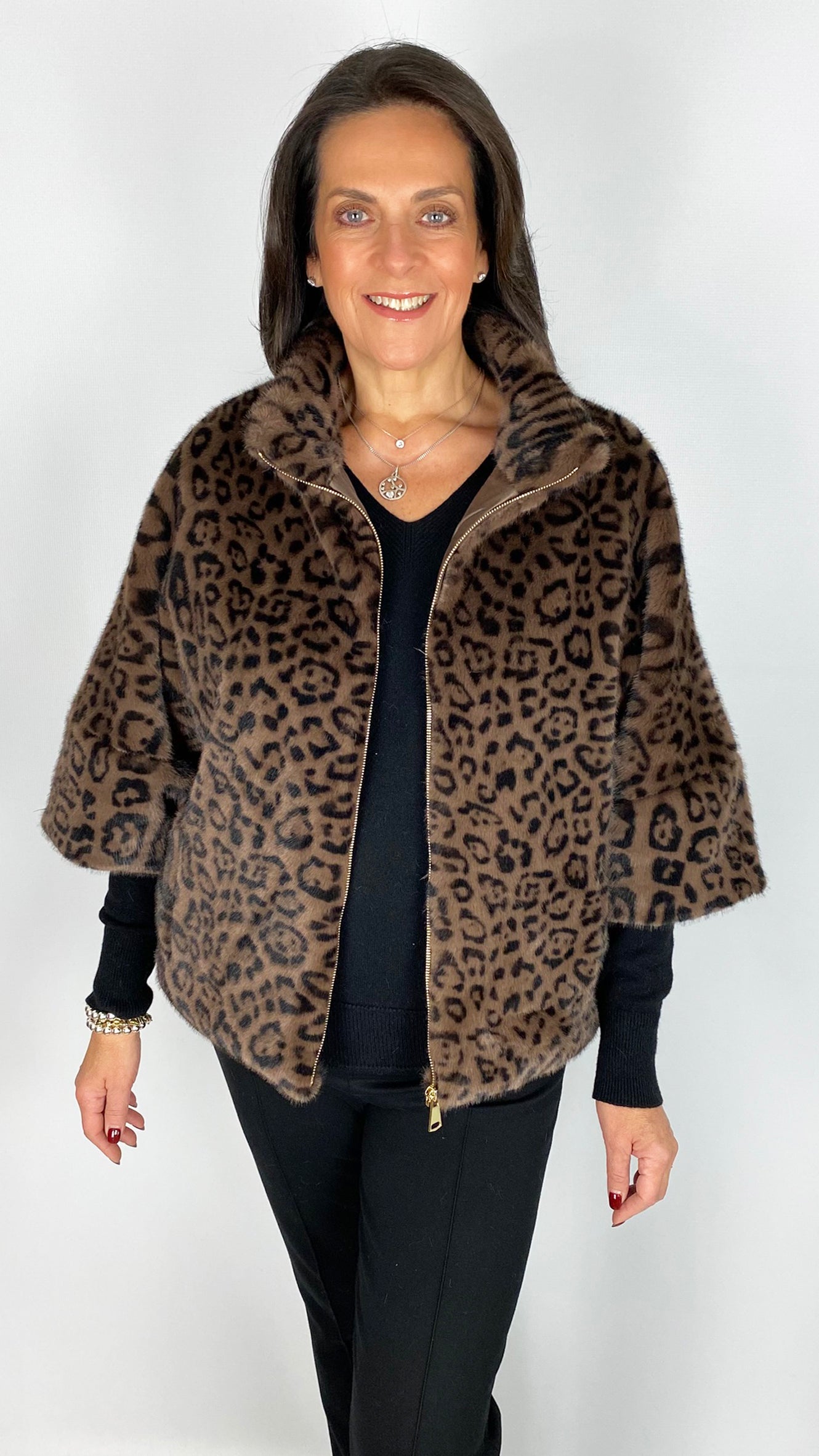 Fluted 3/4 sleeve luxury faux fur jacket | 3 Colours