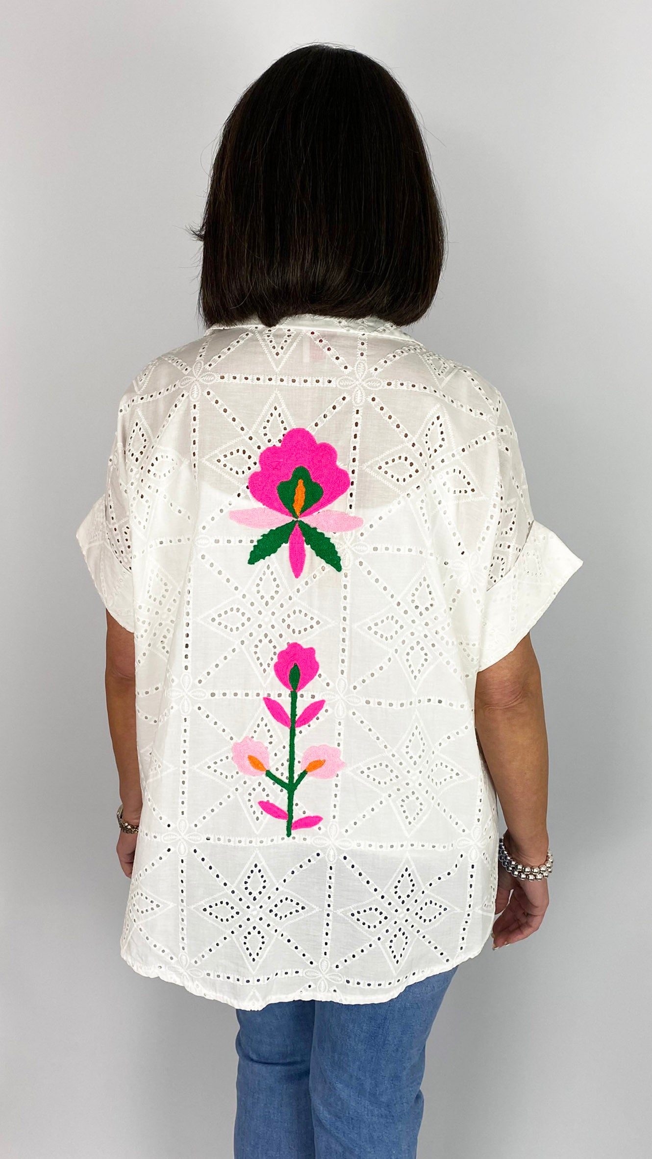 Embroidery anglais shirt with embroidered fluro motif design | White