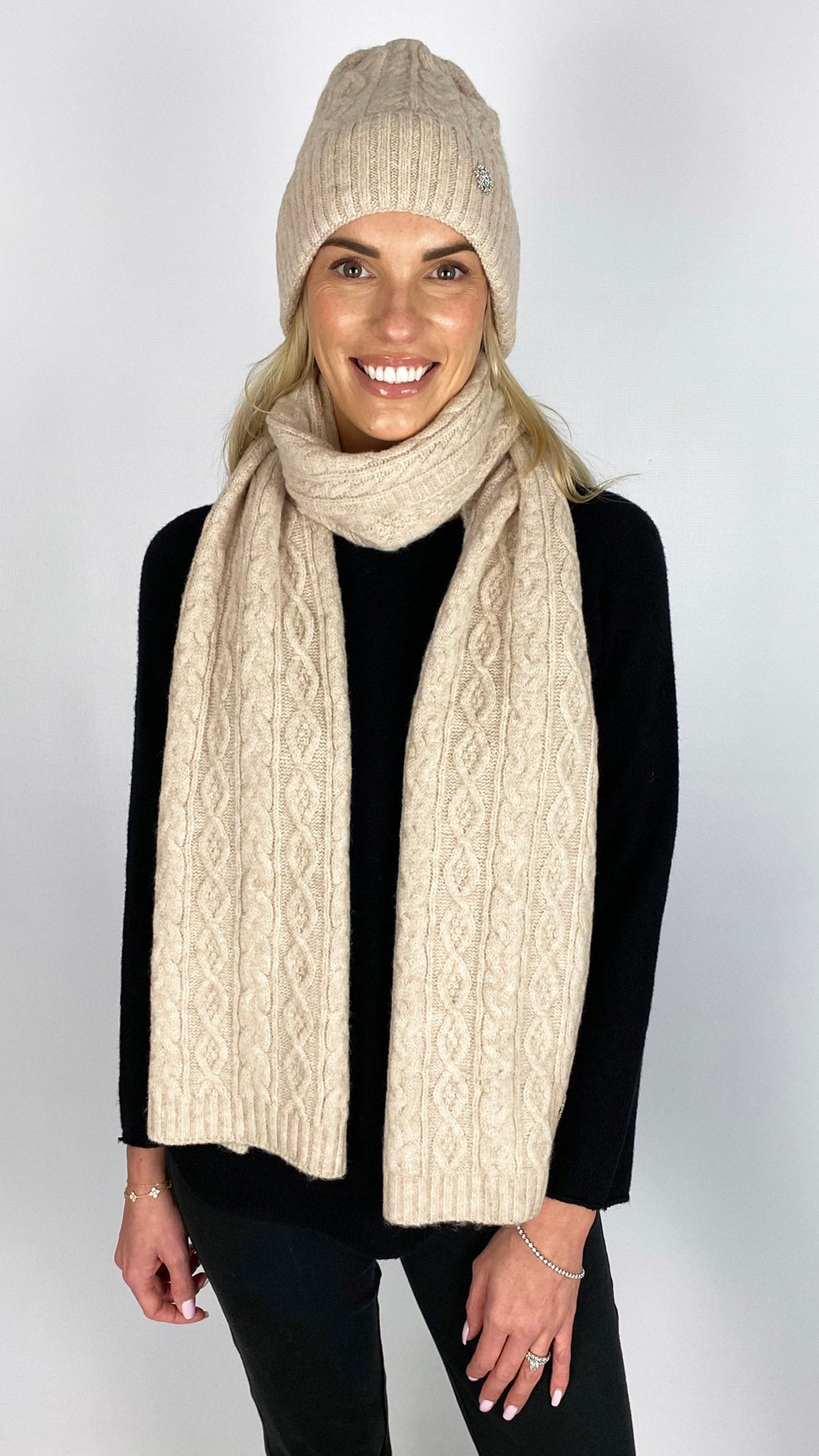 Cable knit hat & scarf set | 2 Colours