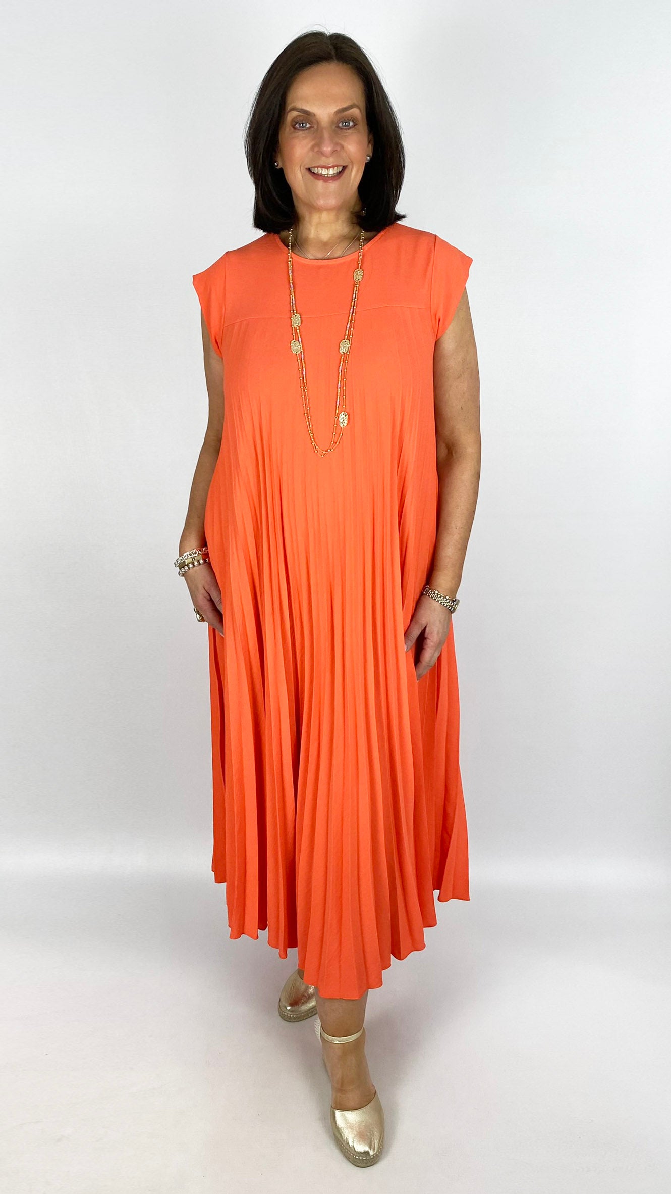 Pleated cap-sleeve pocket dress | 9 Colours | more due in!