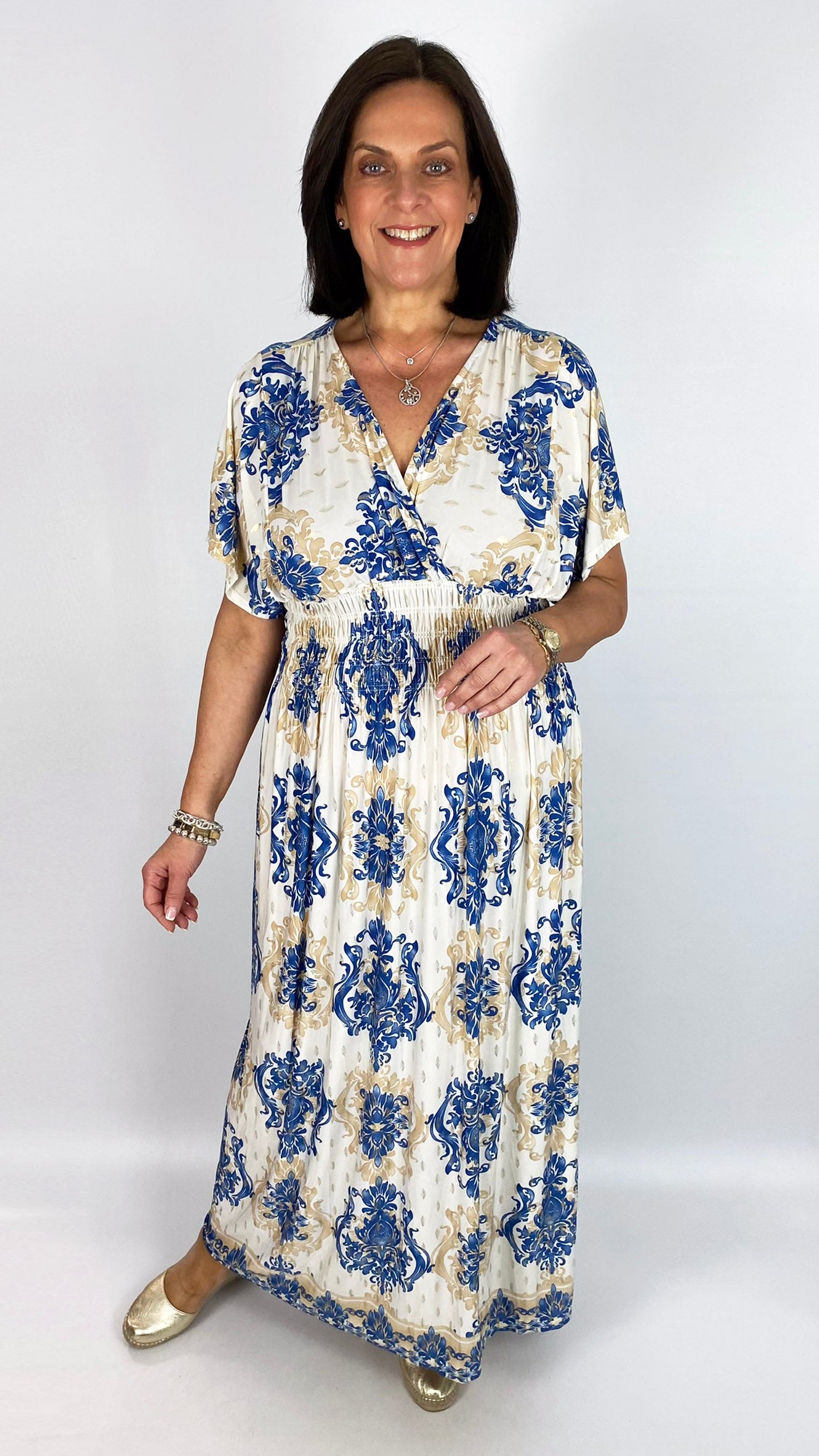 Crease-free crossover maxi dress | 3 classic Baroque Prints