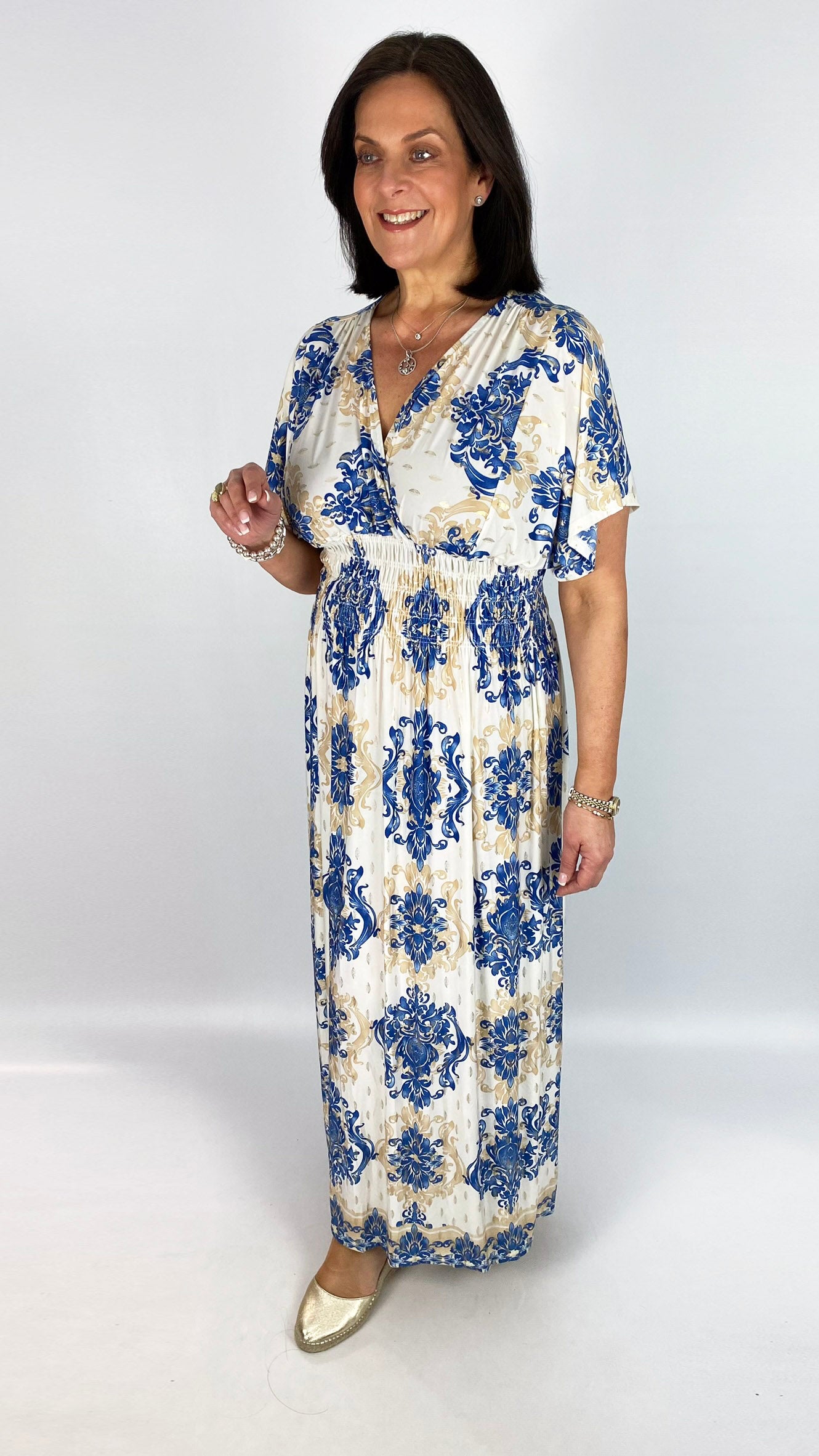 Crease-free crossover maxi dress | 3 classic Baroque Prints