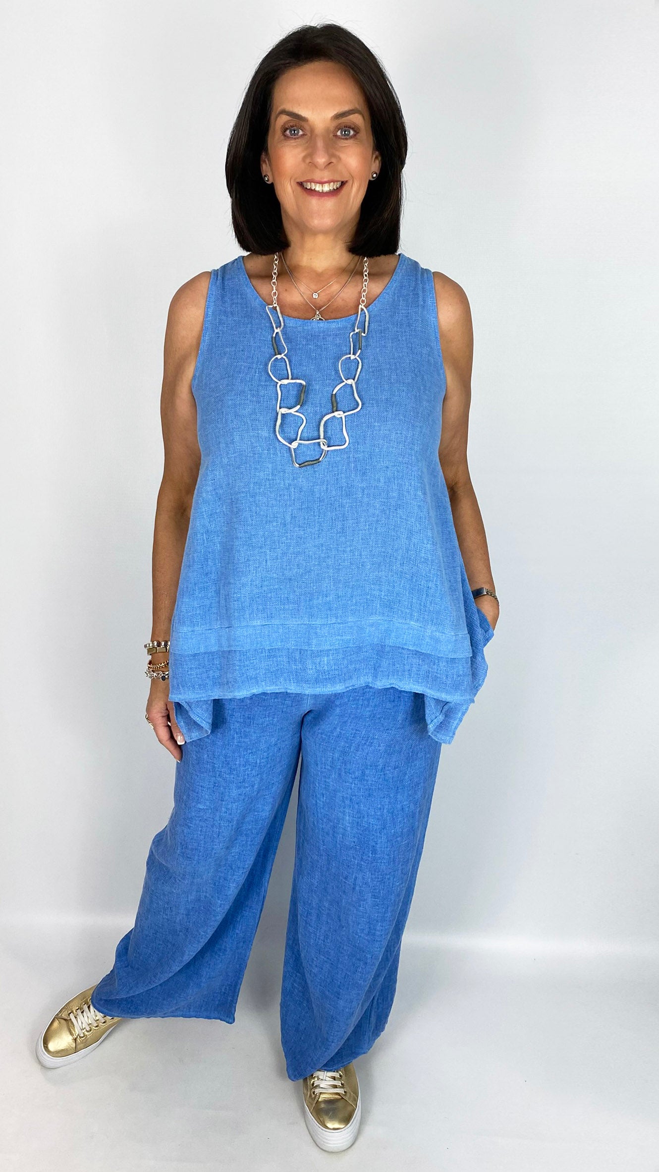 Cotton & linen mix sleeveless dipped-sides top | 2 Colours