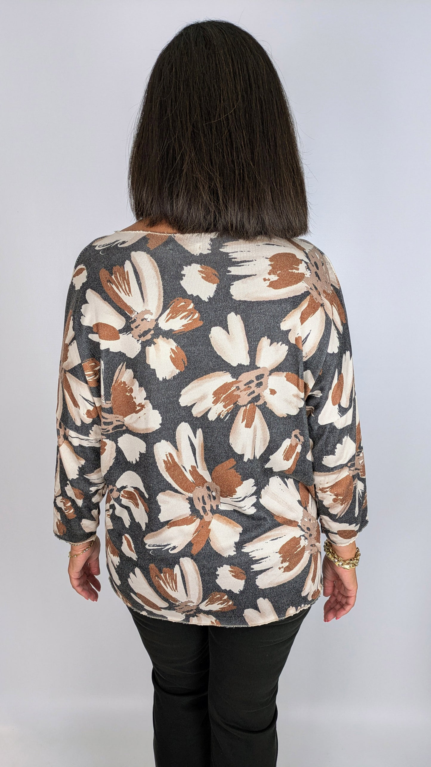 Soft-touch long sleeve v-neck flower print top | 3 Colours