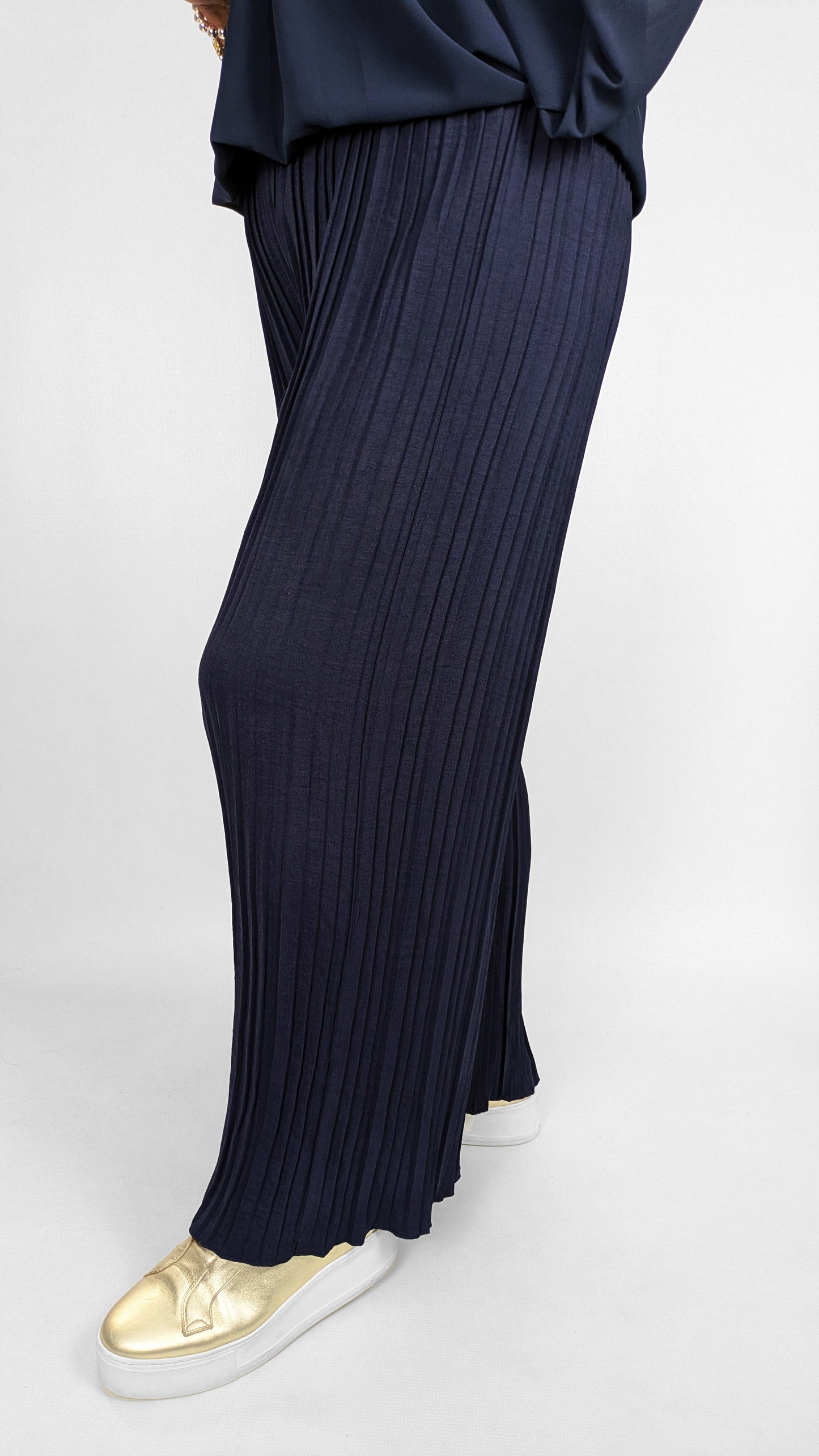 Pleated chiffon wide leg pants | 2 Colours
