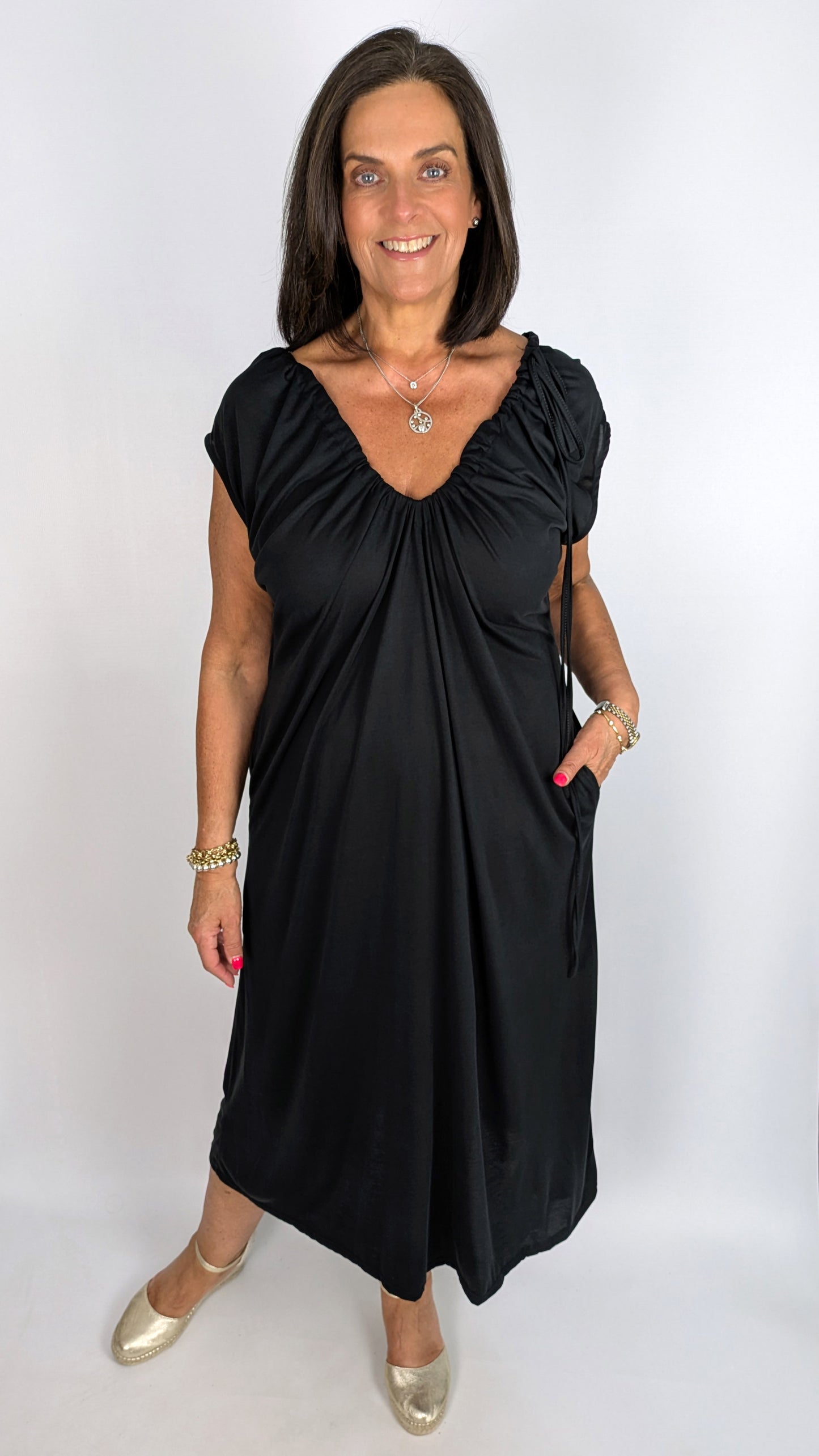Ruched cap sleeve v-neck dress | 2 Colours
