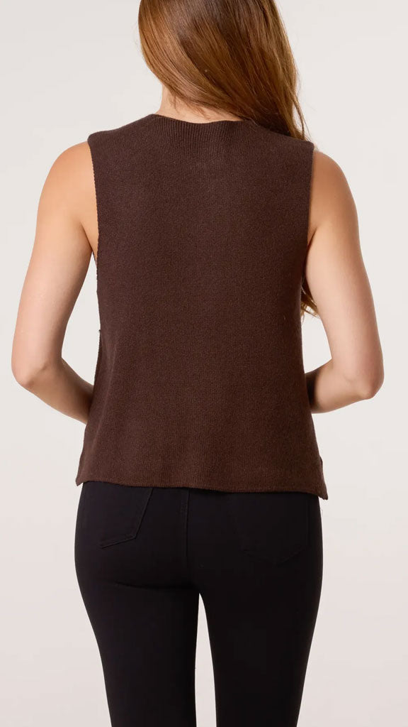 Gold brooch knitted waistcoat | 5 Colours