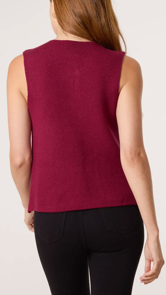 Gold brooch knitted waistcoat | 5 Colours