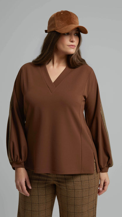Check trimmed v-neck top | Brown | by Mat