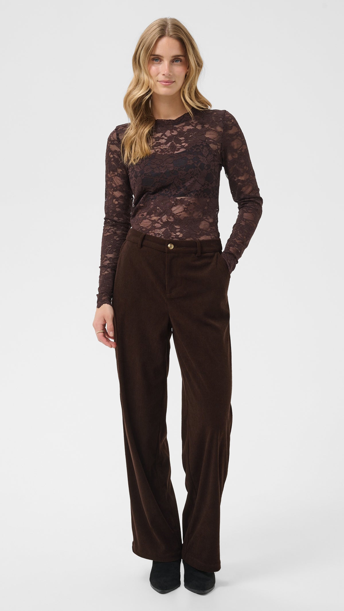 Corduroy straight-leg trouser | Chocolate | by Cream