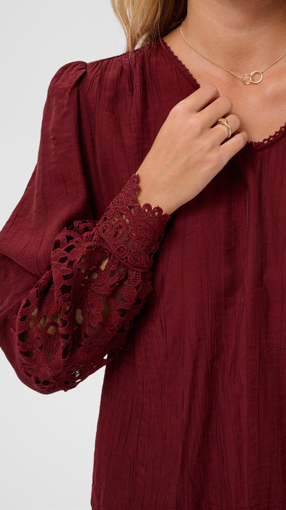 Lace sleeve v-neck blouse | Cabernet | by Cream