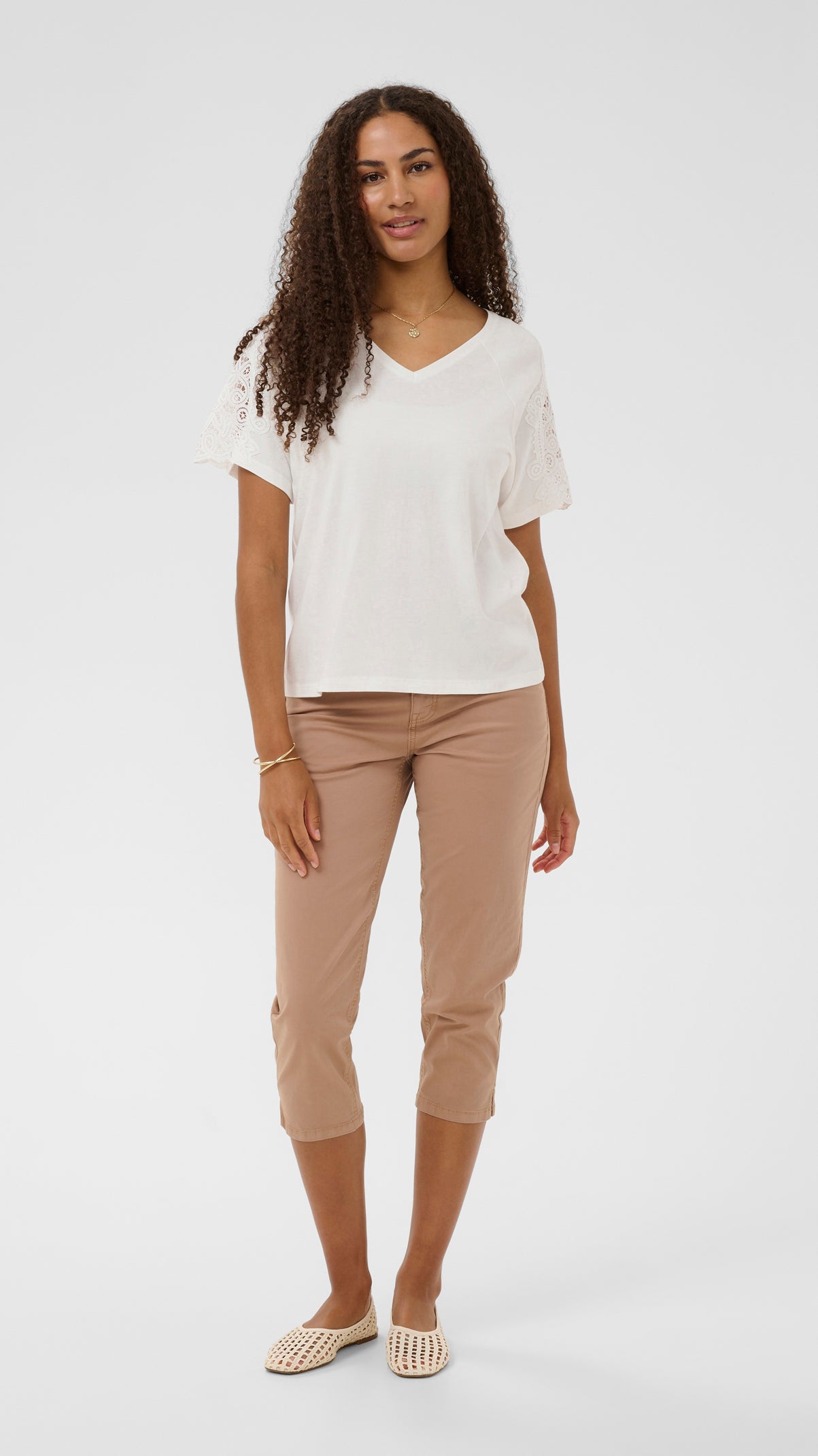 Crochet sleeve v-neck cotton mix t-shirt | White | by Cream