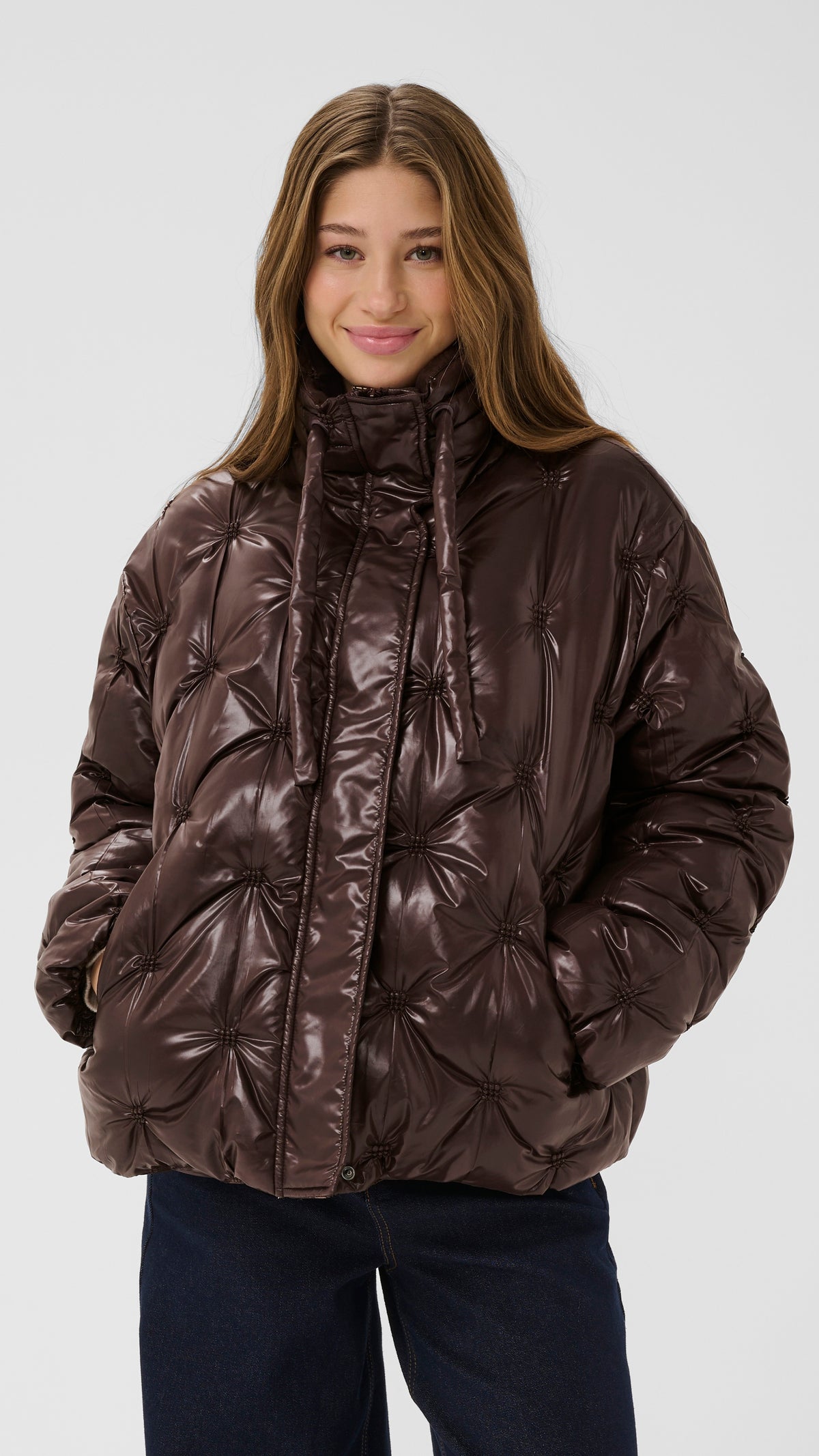 Glossy quilted short puffer coat | 2 Colours | by Cream