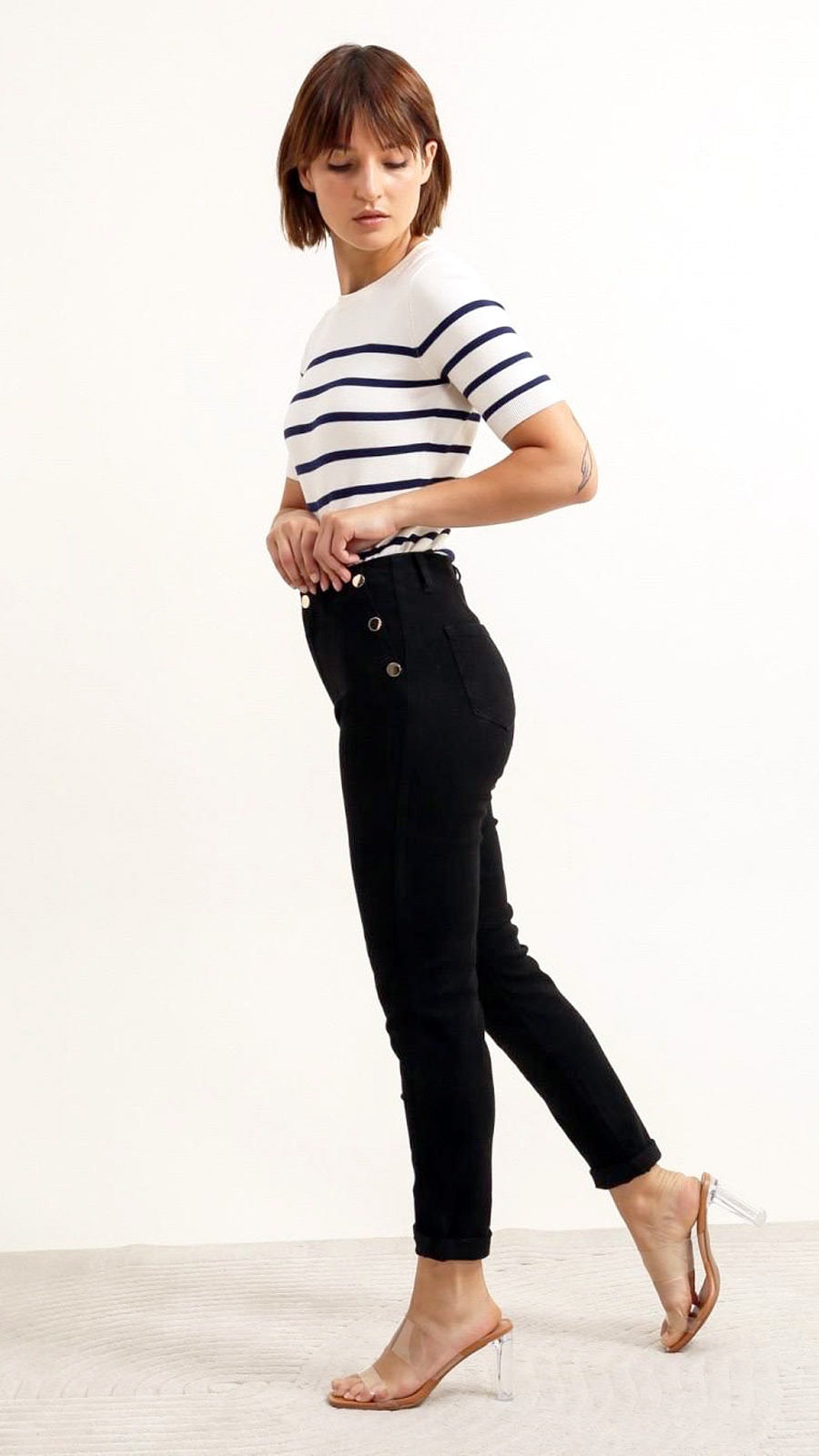 Button detail stretch denim mom jeans (2 Colours)