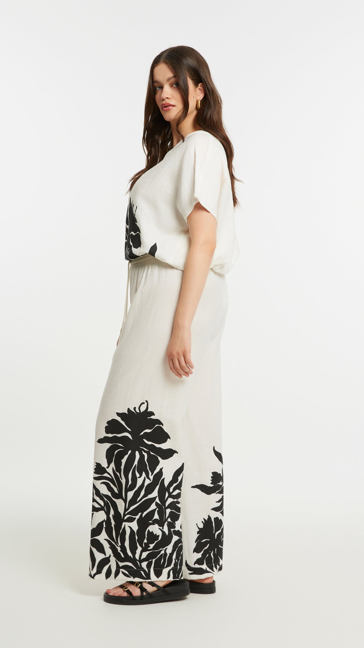 Botanical print wide-leg pants | Natural | by Mat
