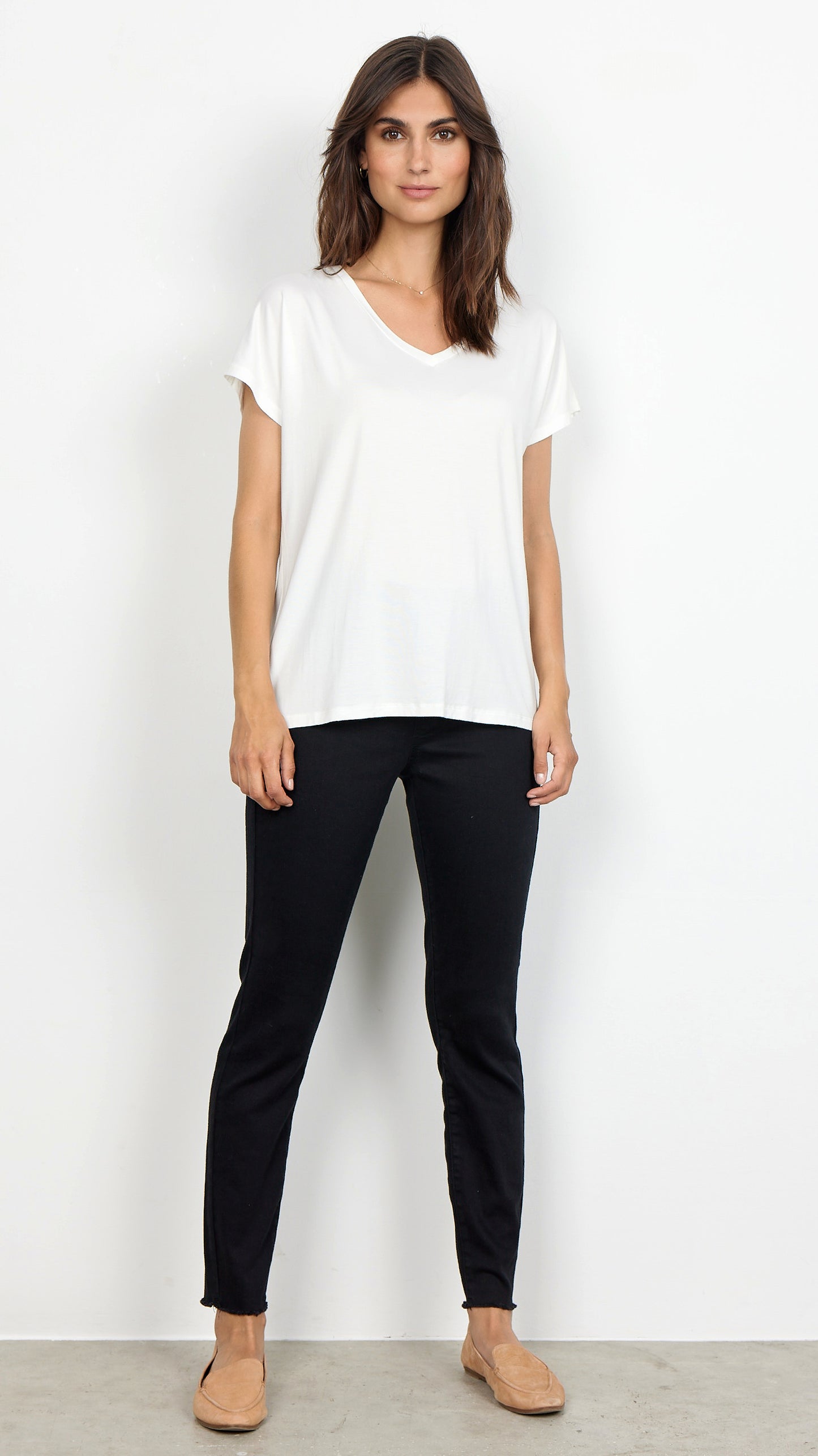 Premium soft v-neck t-shirt | White | by Soya Concept | last 1