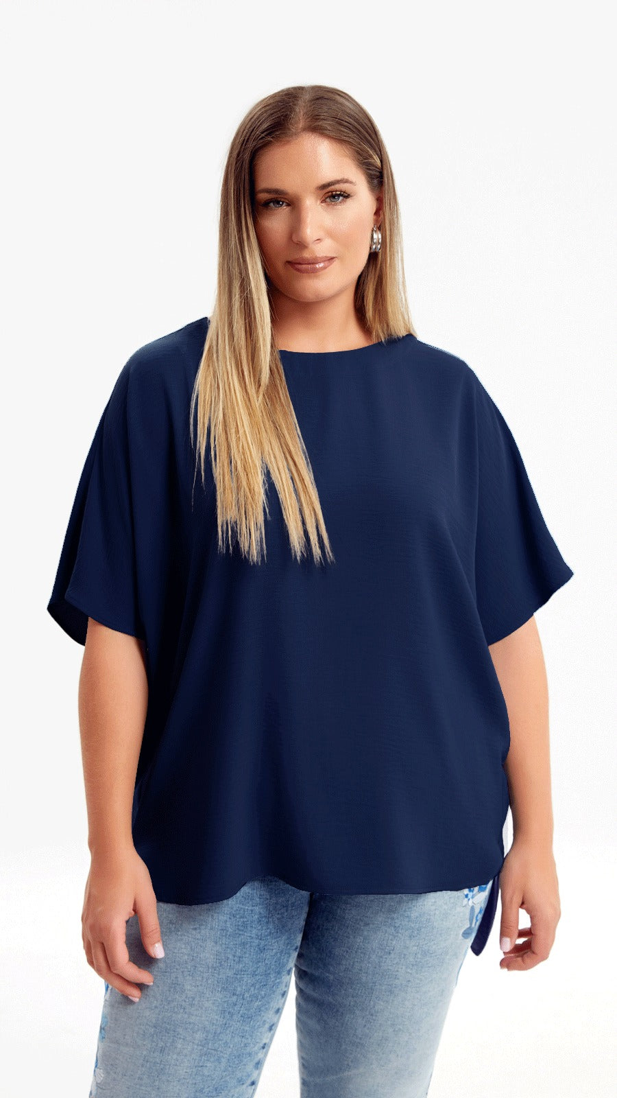 Crepe feel round neck essential top | 2 Colours | by Mat