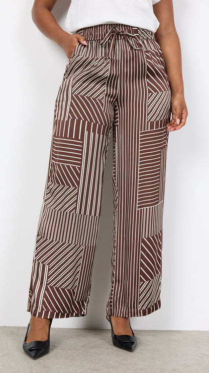 Satin-feel geometric print pull-on wide-leg trousers | Brown | by Soya Concept