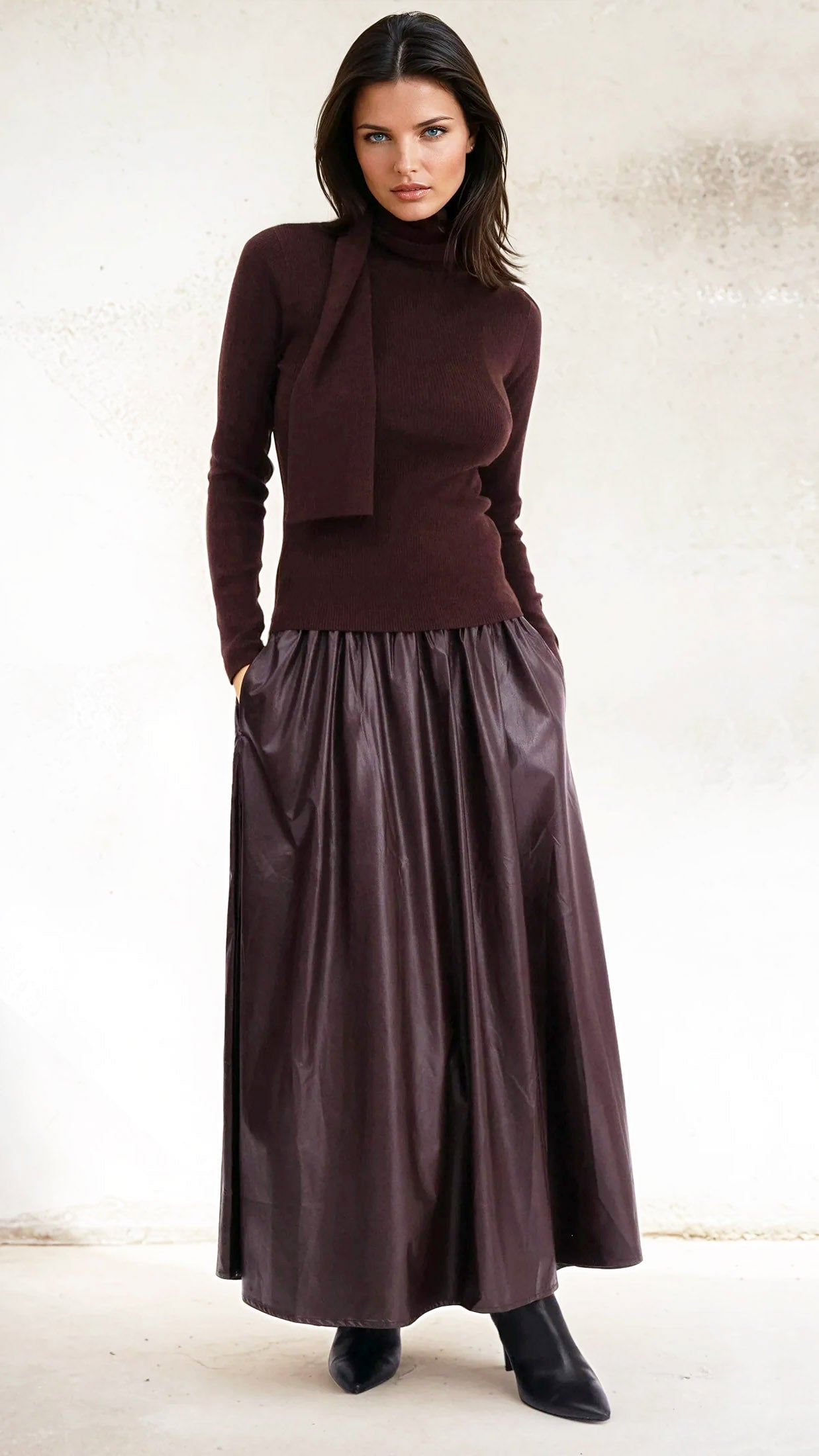 Sophie skirt | Rich brown | by Religion