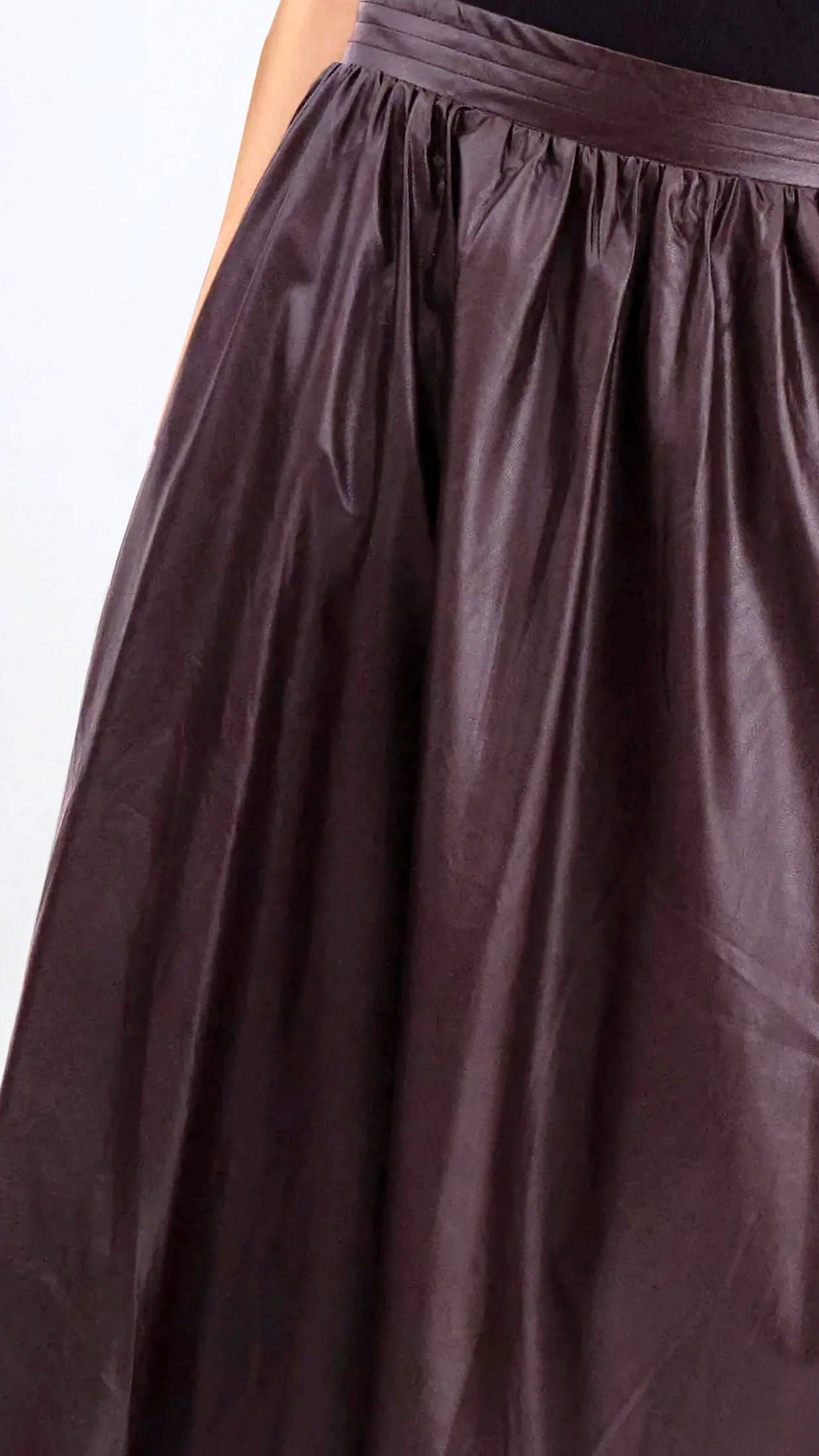 Sophie skirt | Rich brown | by Religion