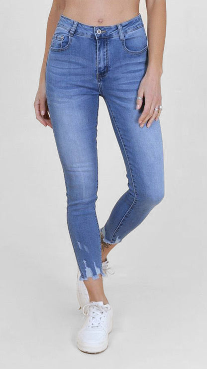 Frayed-hem stretch denim jeans