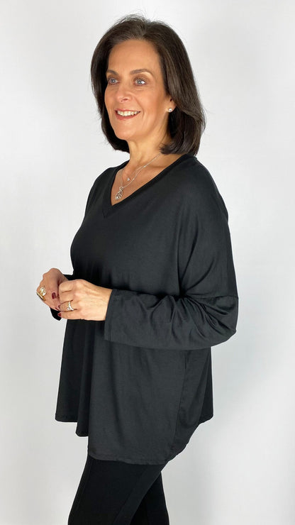 Essential v-neck LS top | 4 Colours